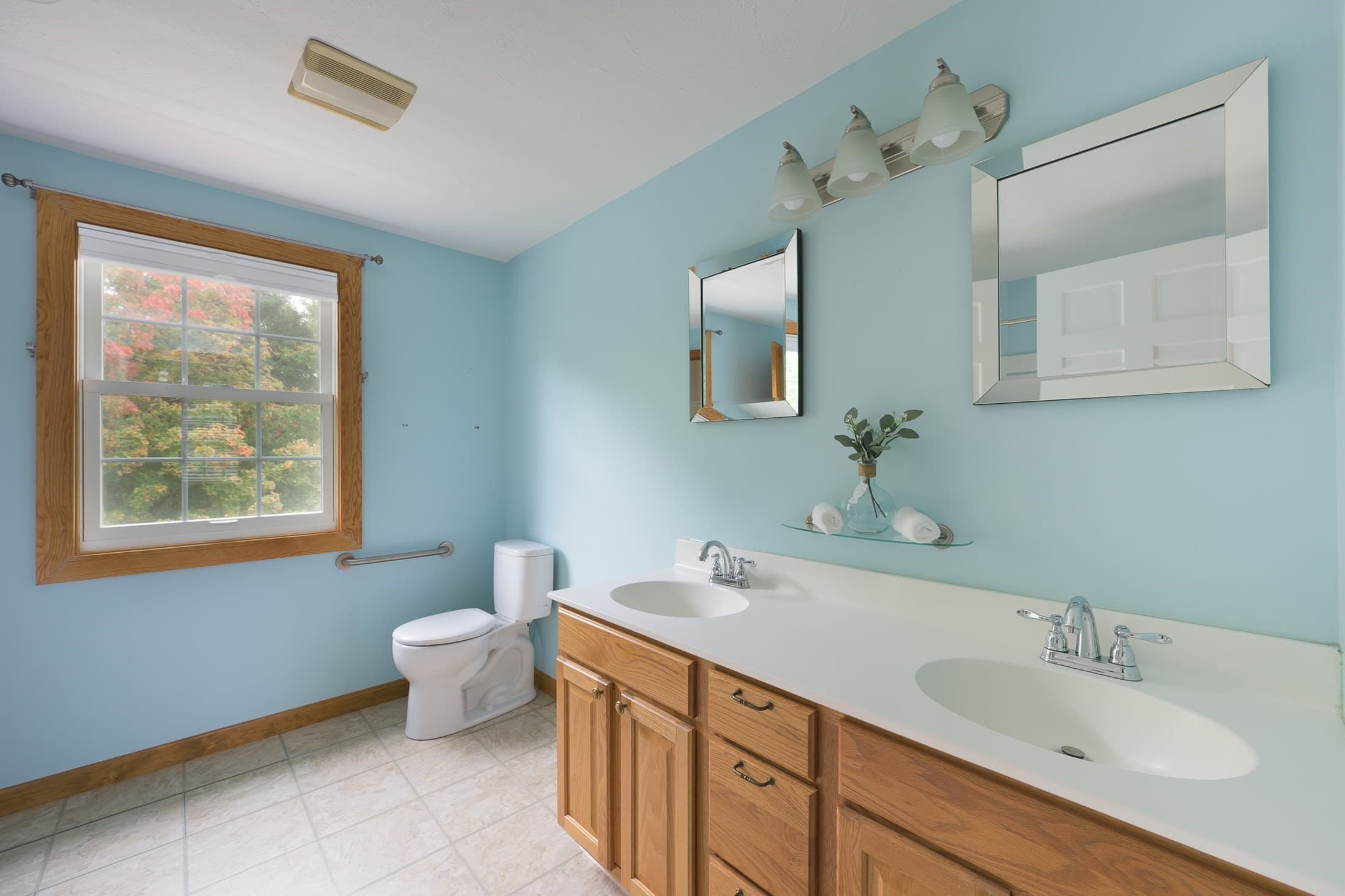 Single Family Residence at 49 Fieldstone Dr, Gardner MA 01440, Gardner, photo 23 of 38