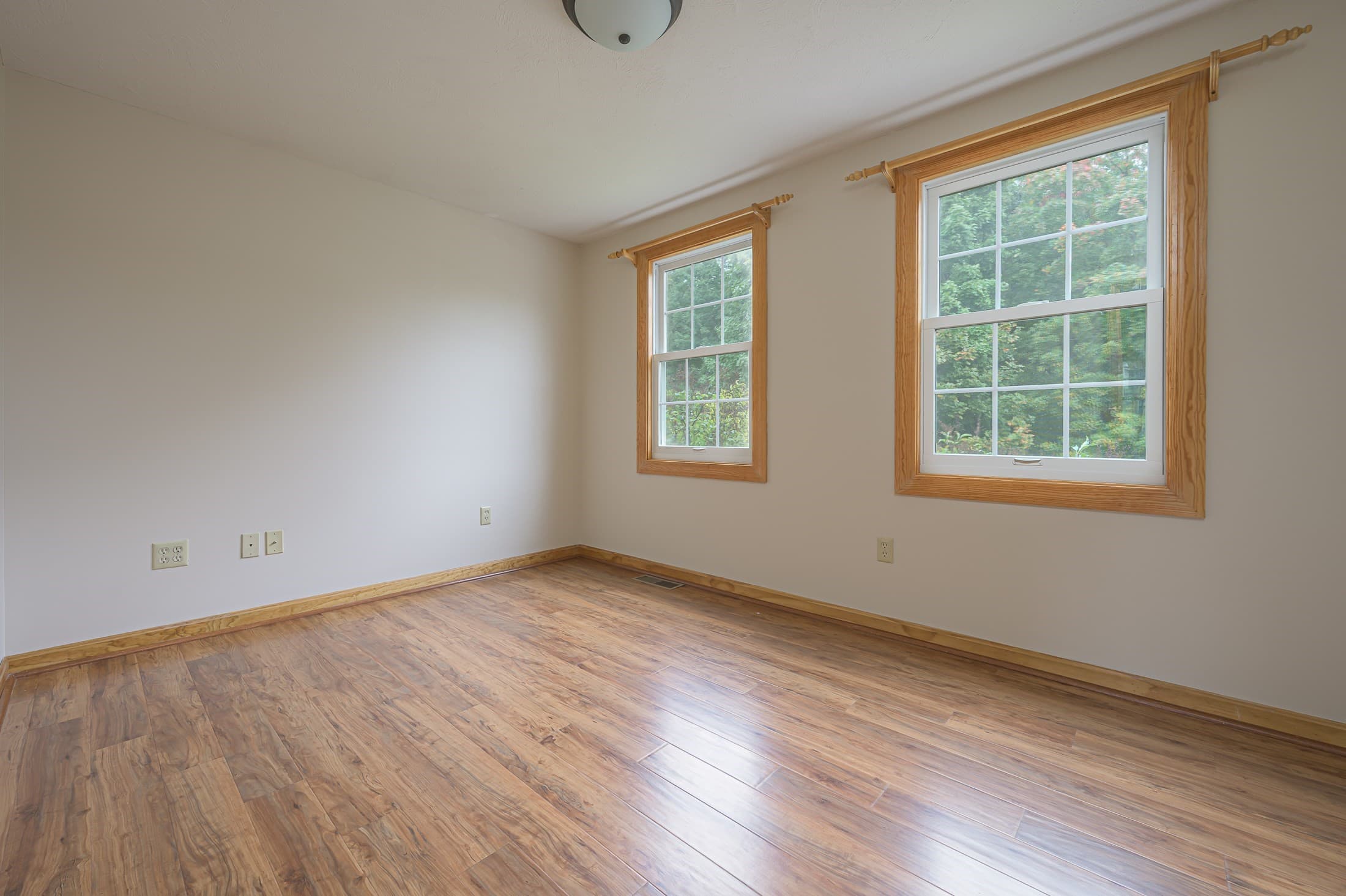 Single Family Residence at 49 Fieldstone Dr, Gardner MA 01440, Gardner, photo 13 of 38