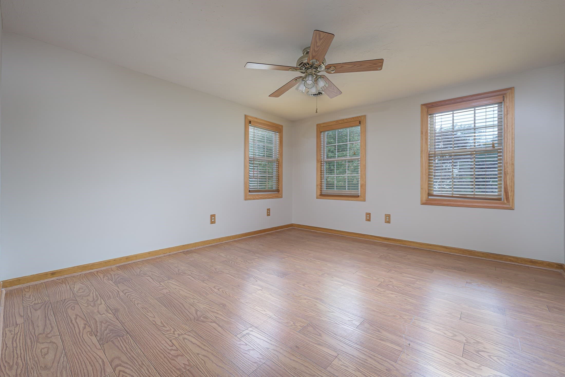 Single Family Residence at 49 Fieldstone Dr, Gardner MA 01440, Gardner, photo 22 of 38