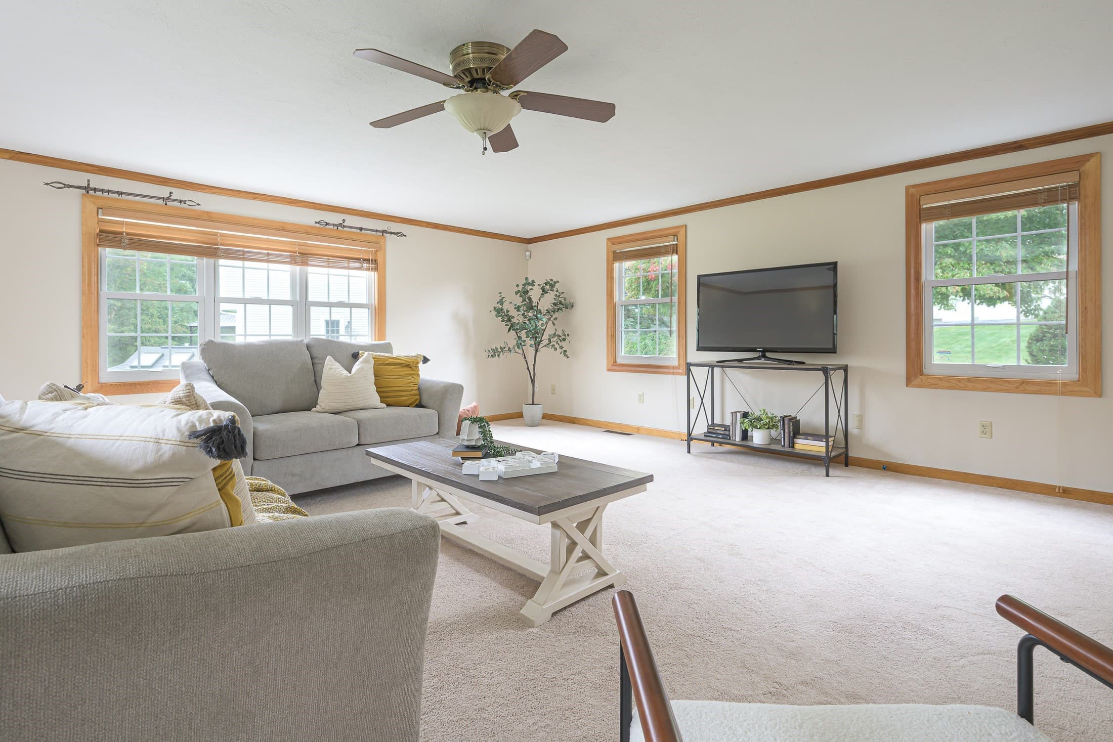 Single Family Residence at 49 Fieldstone Dr, Gardner MA 01440, Gardner, photo 7 of 38