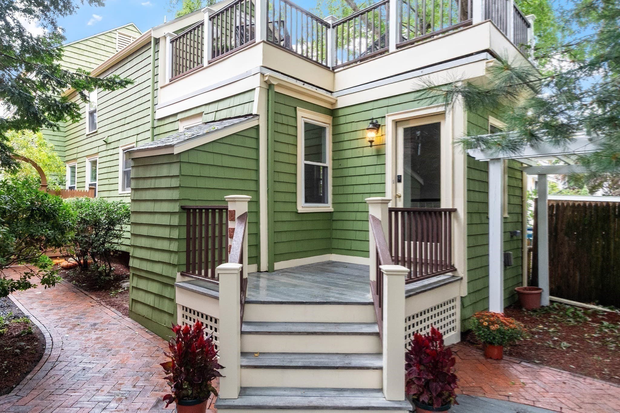 Single Family Residence at 12 Salem St, Cambridge MA 02139, Cambridge, photo 5 of 27