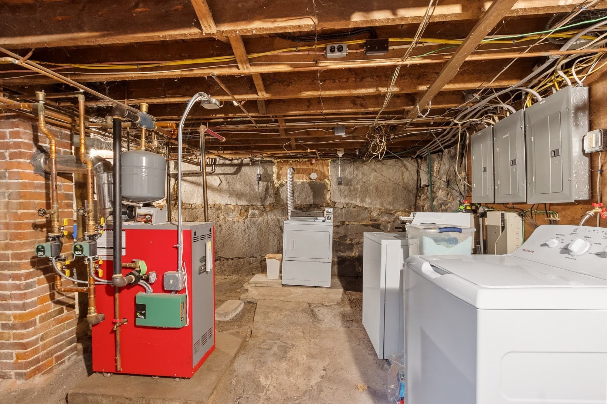 3 Family at 282 Charles St, Fitchburg MA 01420, Fitchburg, photo 7 of 15