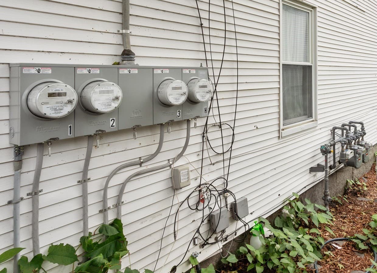 3 Family at 282 Charles St, Fitchburg MA 01420, Fitchburg, photo 4 of 15