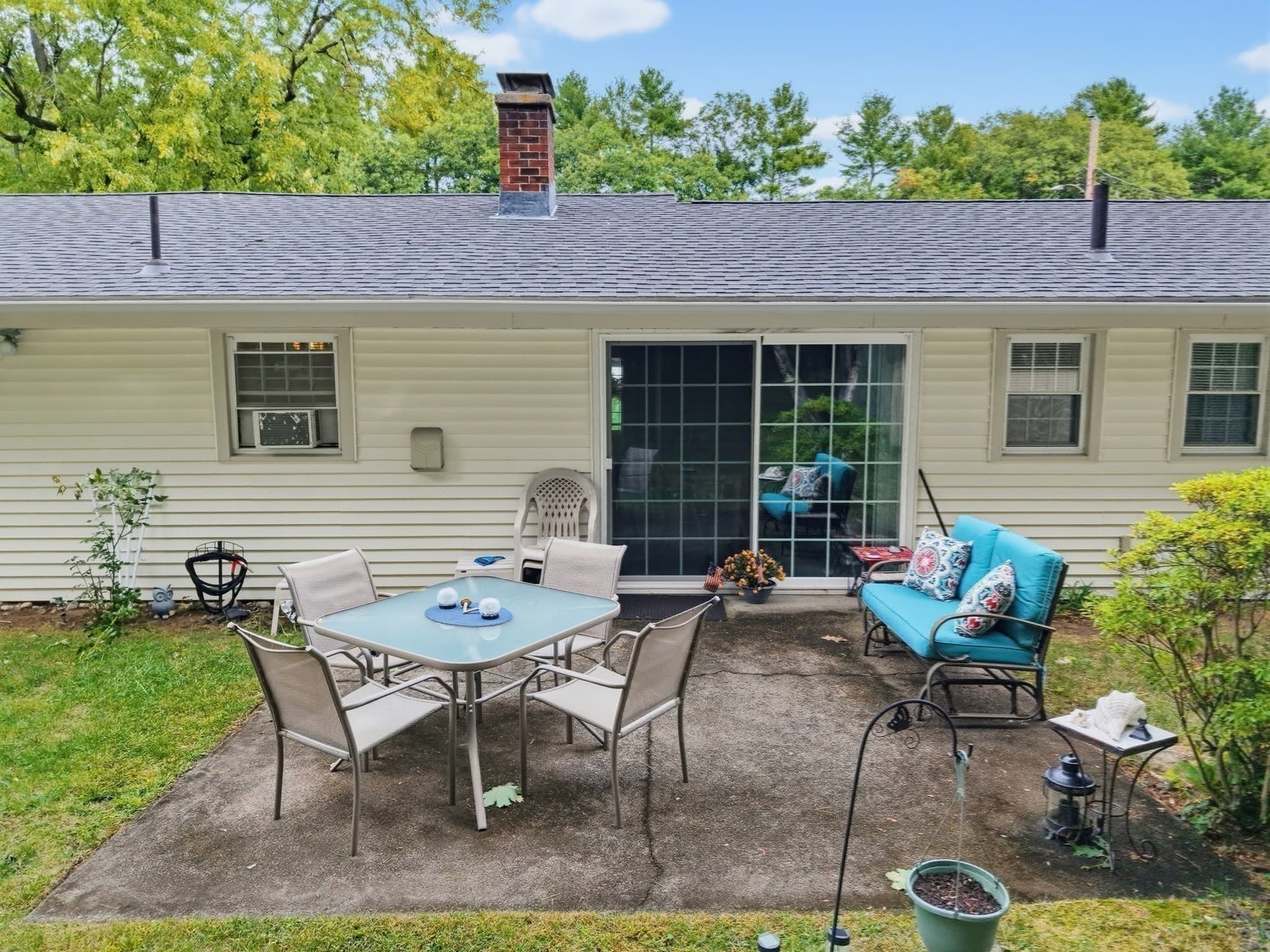 Single Family Residence at 20 Corrine Dr, Framingham MA 01701, Framingham, photo 27 of 35