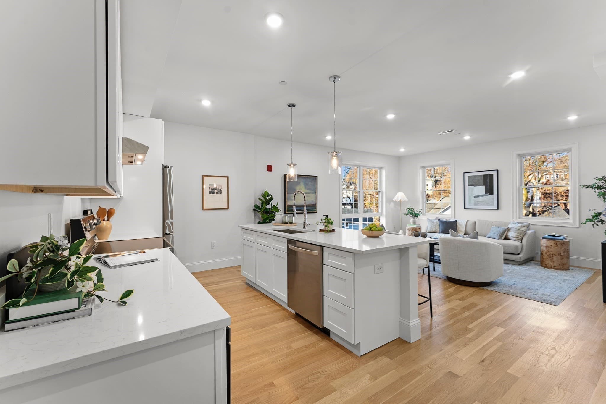 Condominium at 272 Lincoln St # 301, Marlborough MA 01752, Marlborough, photo 6 of 16