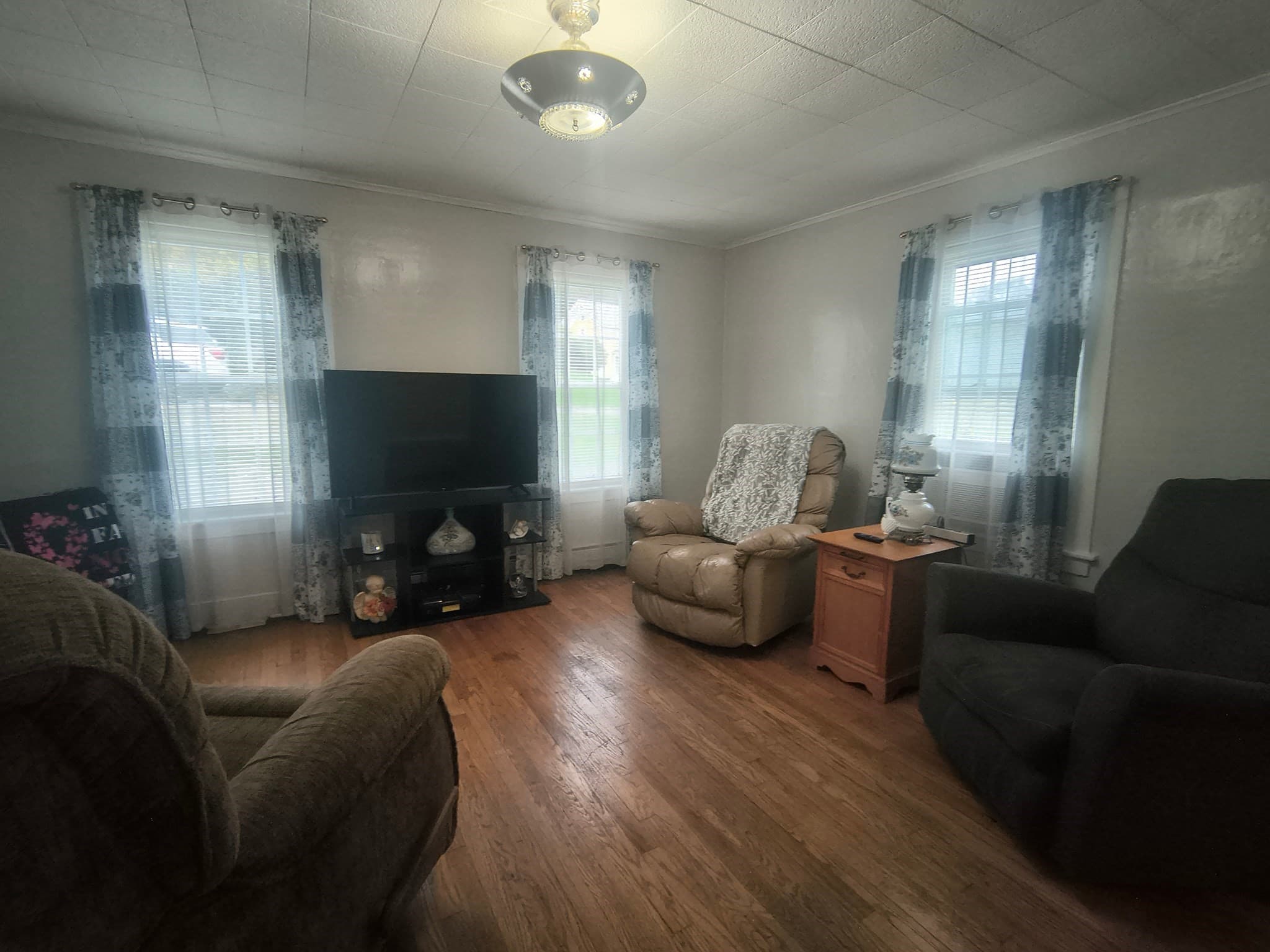 Single Family Residence at 1 William St, Chester MA 01011, Chester, photo 11 of 33