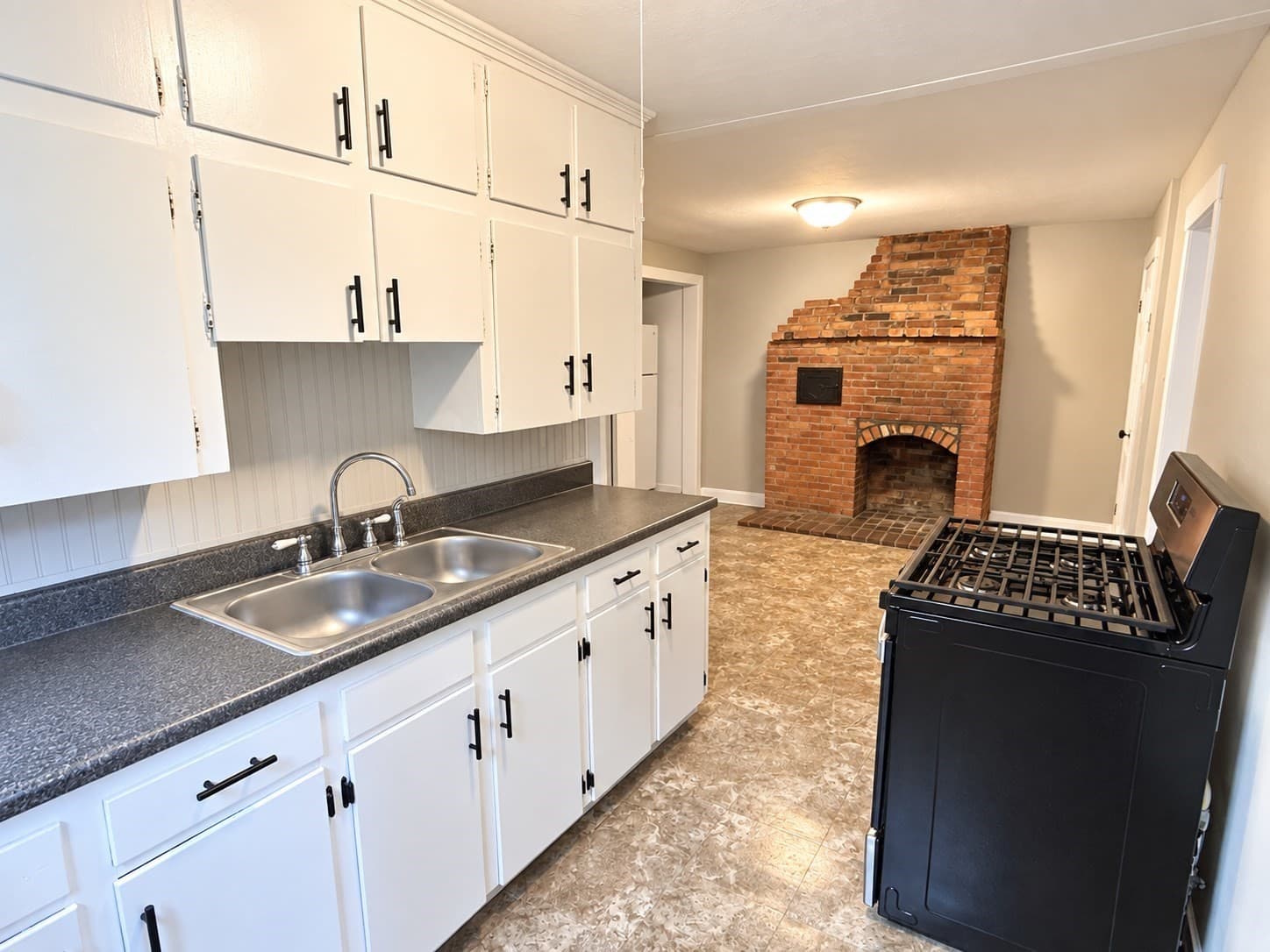 2 Family - 2 Units Side by Side at 25-27 S Pleasant St, Merrimac MA 01860, Merrimac, photo 21 of 24