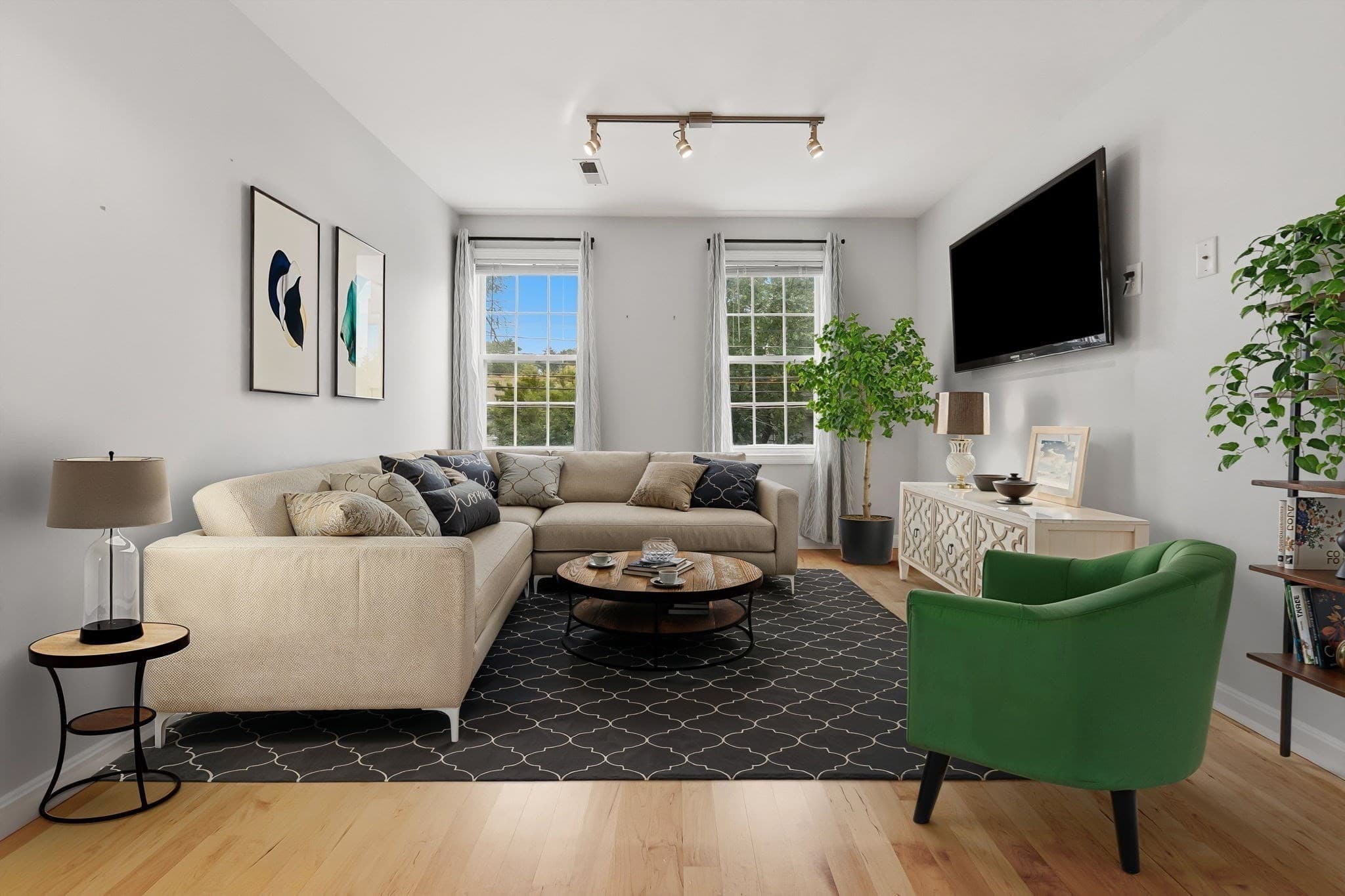 Condominium at 23 South Main St # 5, Ipswich MA 01938, Ipswich, photo 4 of 28