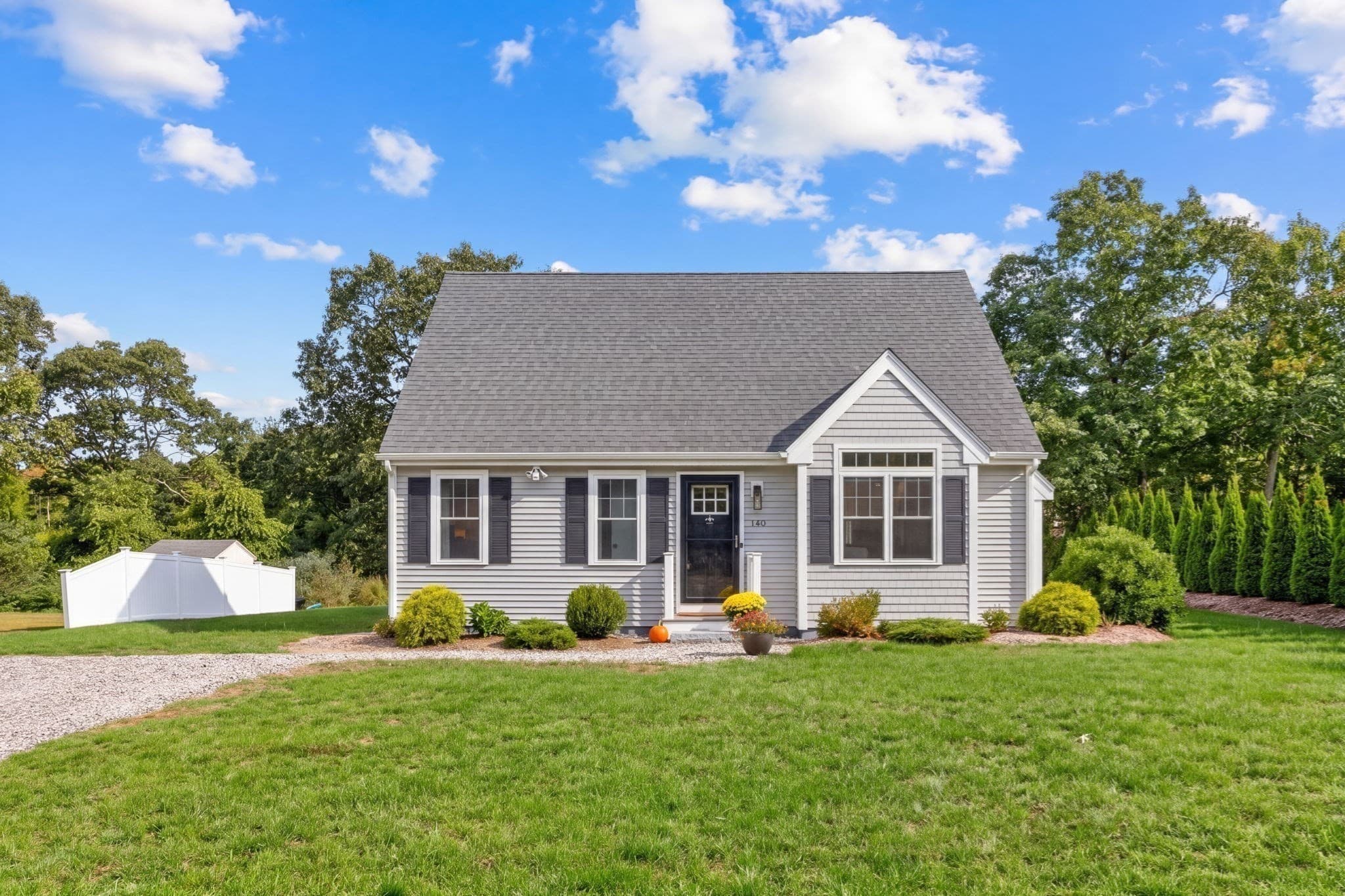 140 Broken Bow Ln, Falmouth MA 02536