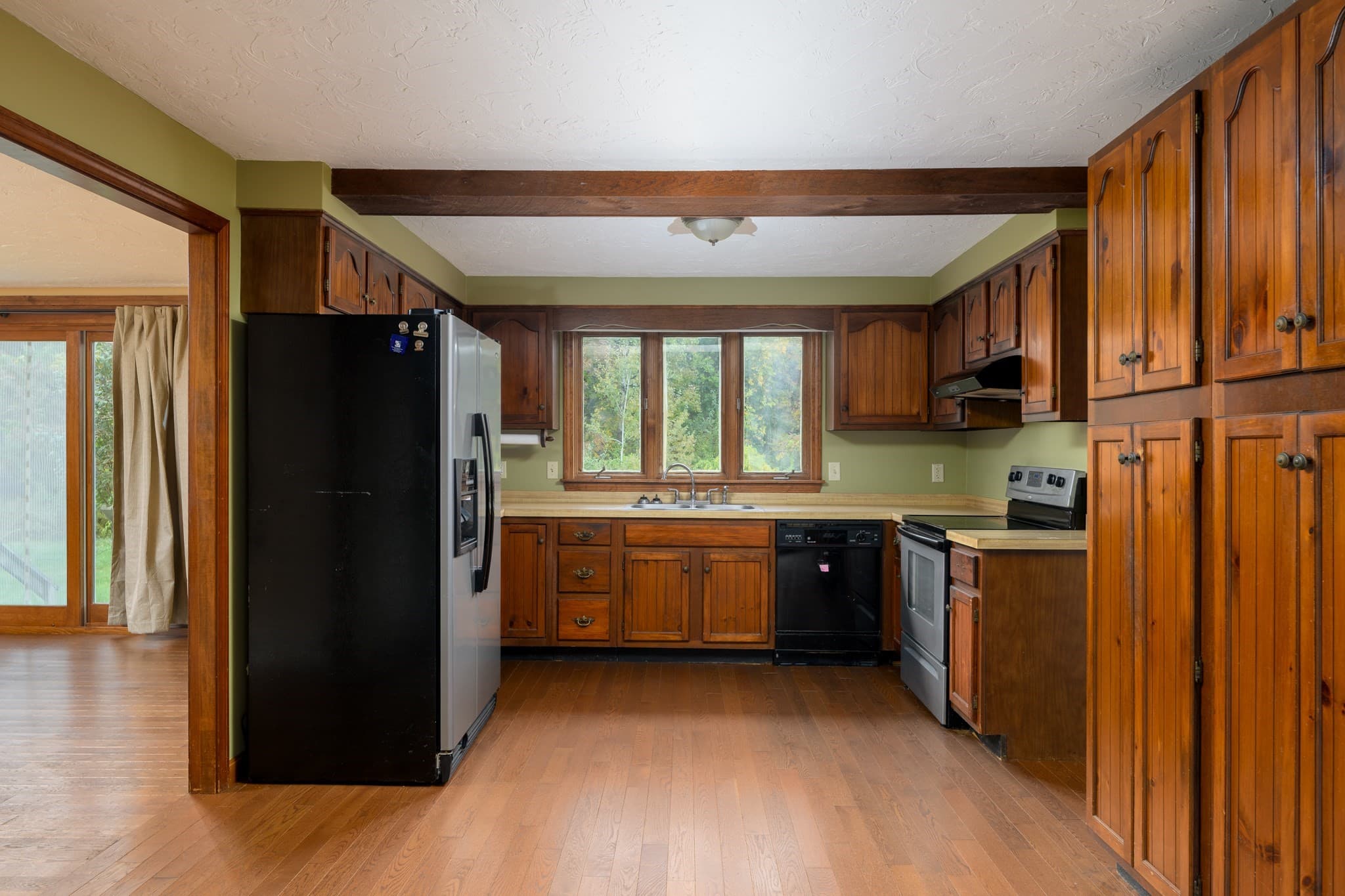 Single Family Residence at 231 Worcester Road, Princeton MA 01541, Princeton, photo 3 of 30
