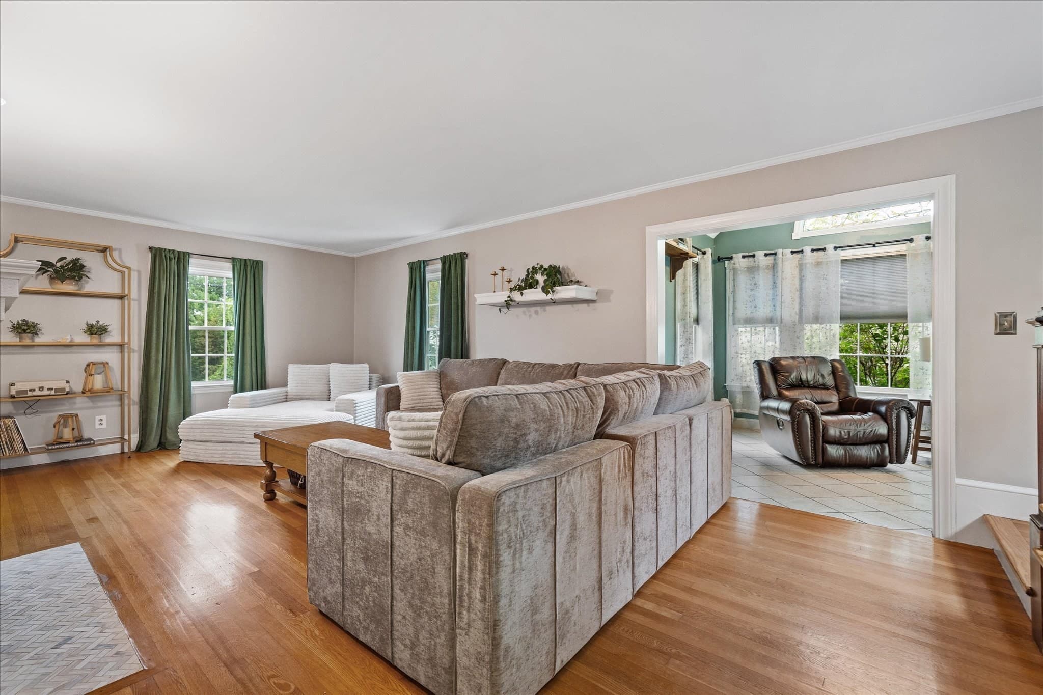 Single Family Residence at 5 Field St, Auburn MA 01501, Auburn, photo 12 of 38