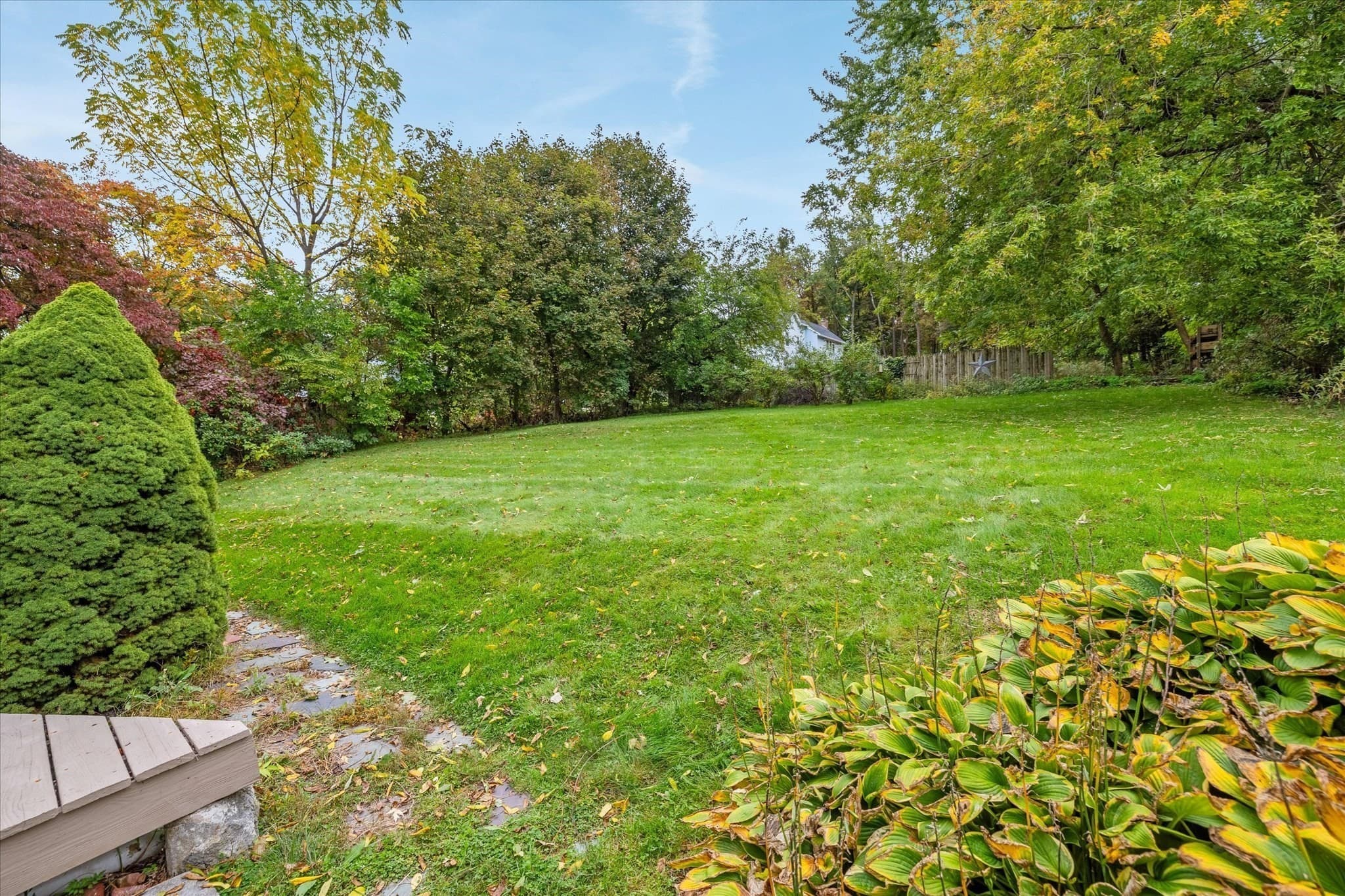 Single Family Residence at 5 Field St, Auburn MA 01501, Auburn, photo 32 of 38
