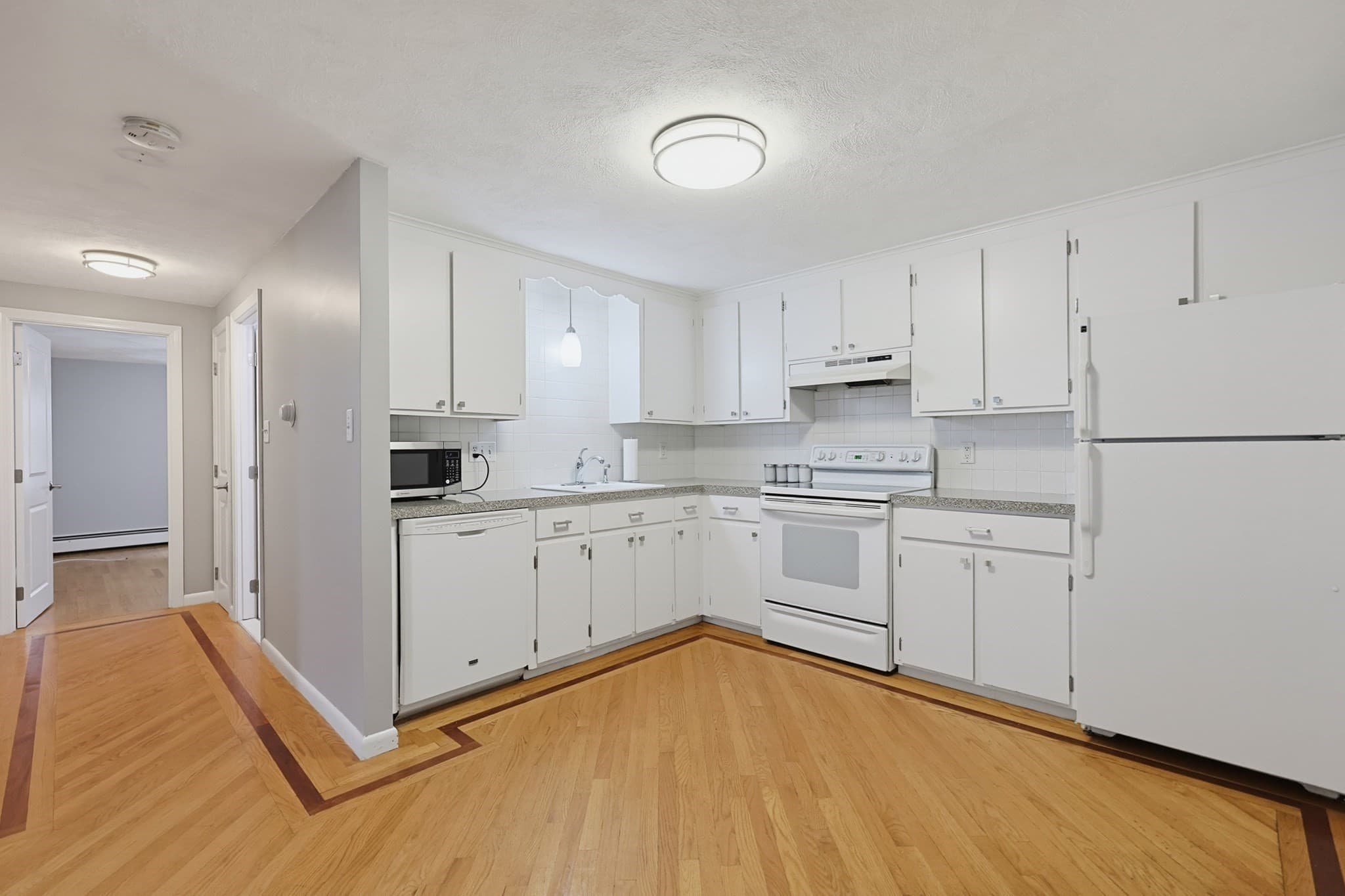 Condominium at 28 Main Street # 5, North Reading MA 01864, North Reading, photo 9 of 30