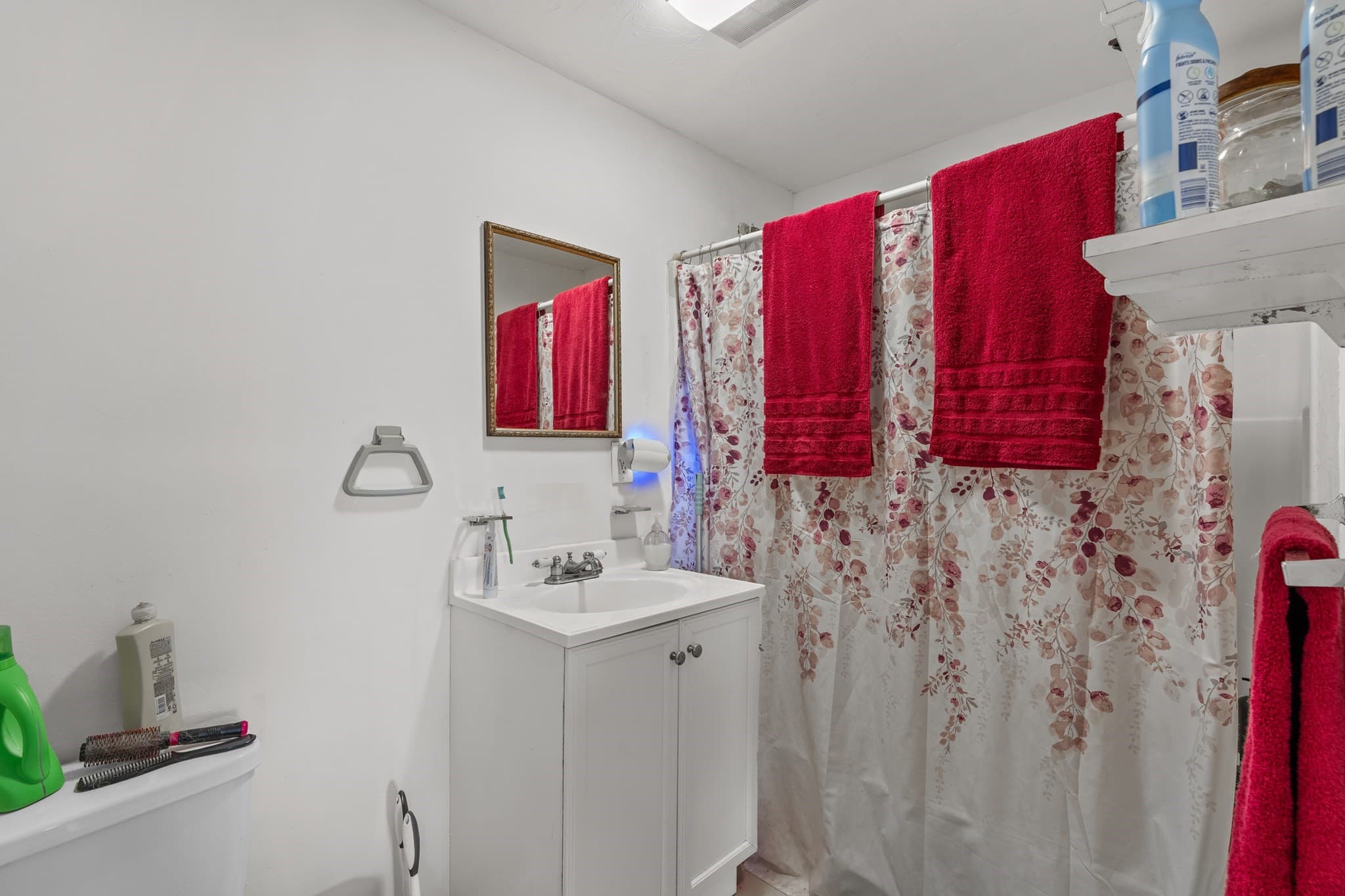 3 Family at 12-14 N Park Ave, Plymouth MA 02360, Plymouth, photo 17 of 38