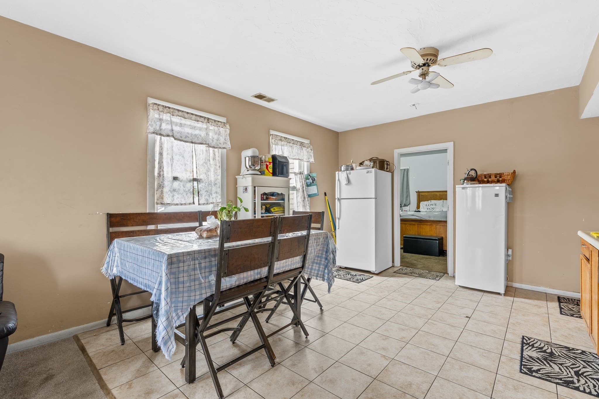 3 Family at 12-14 N Park Ave, Plymouth MA 02360, Plymouth, photo 21 of 38