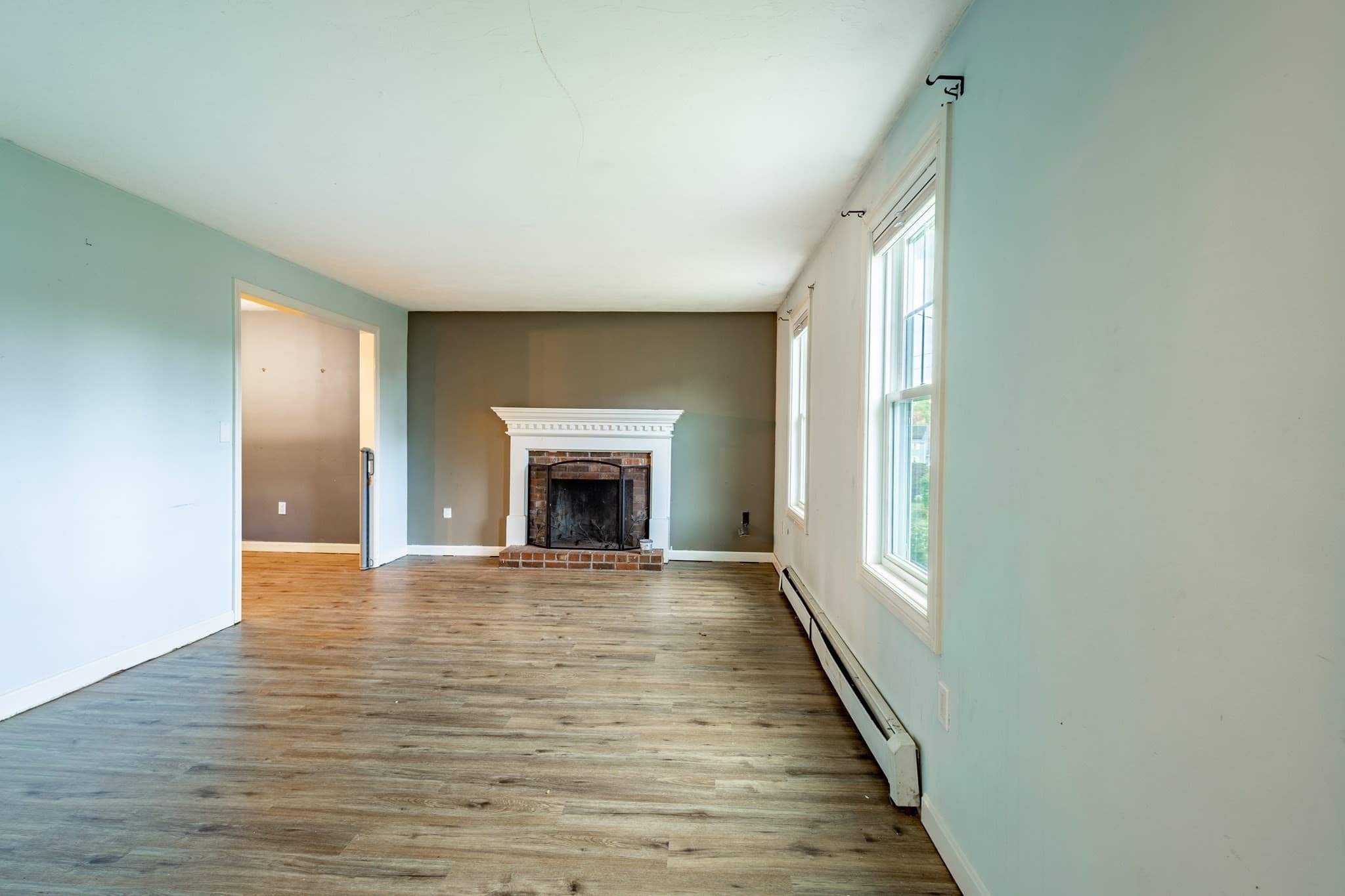 Single Family Residence at 25 Bear Hill Rd, Gardner MA 01440, Gardner, photo 7 of 19