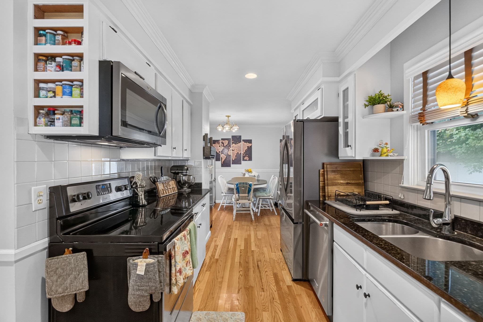 Single Family Residence at 51 Cherry Hill Dr, Seekonk MA 02771, Seekonk, photo 5 of 25