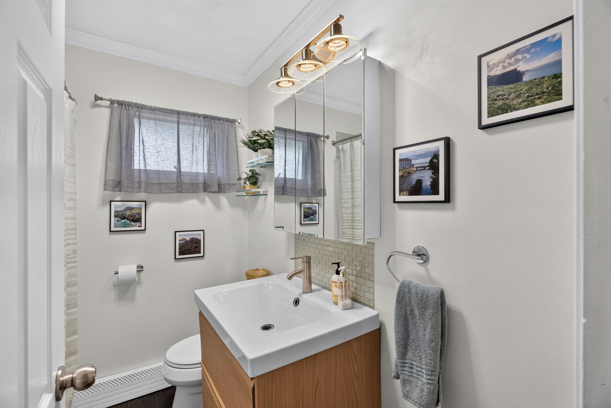 Single Family Residence at 51 Cherry Hill Dr, Seekonk MA 02771, Seekonk, photo 11 of 25