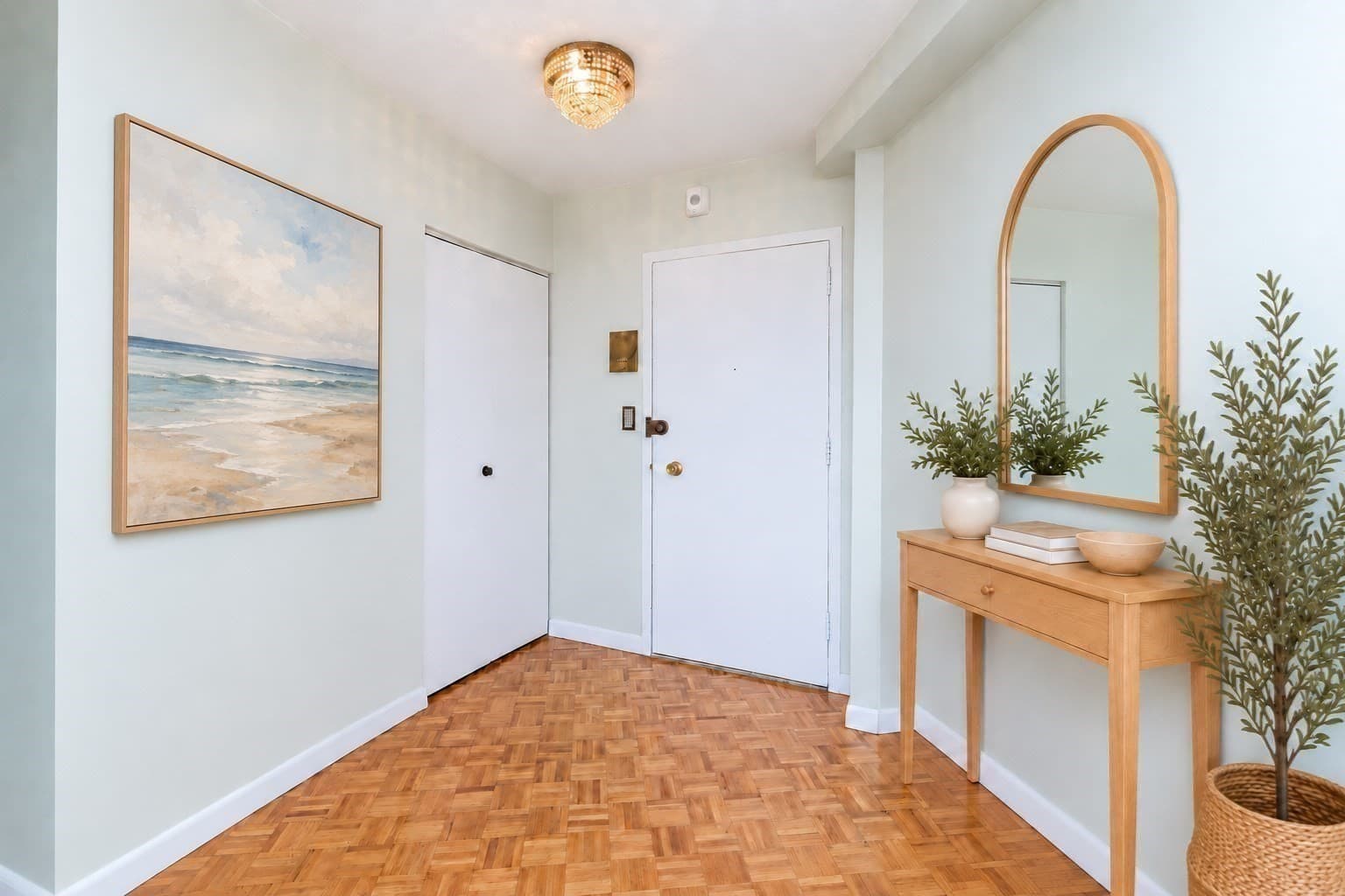Condominium at 300 Lynn Shore Drive # 811, Lynn MA 01902, Lynn, photo 2 of 21