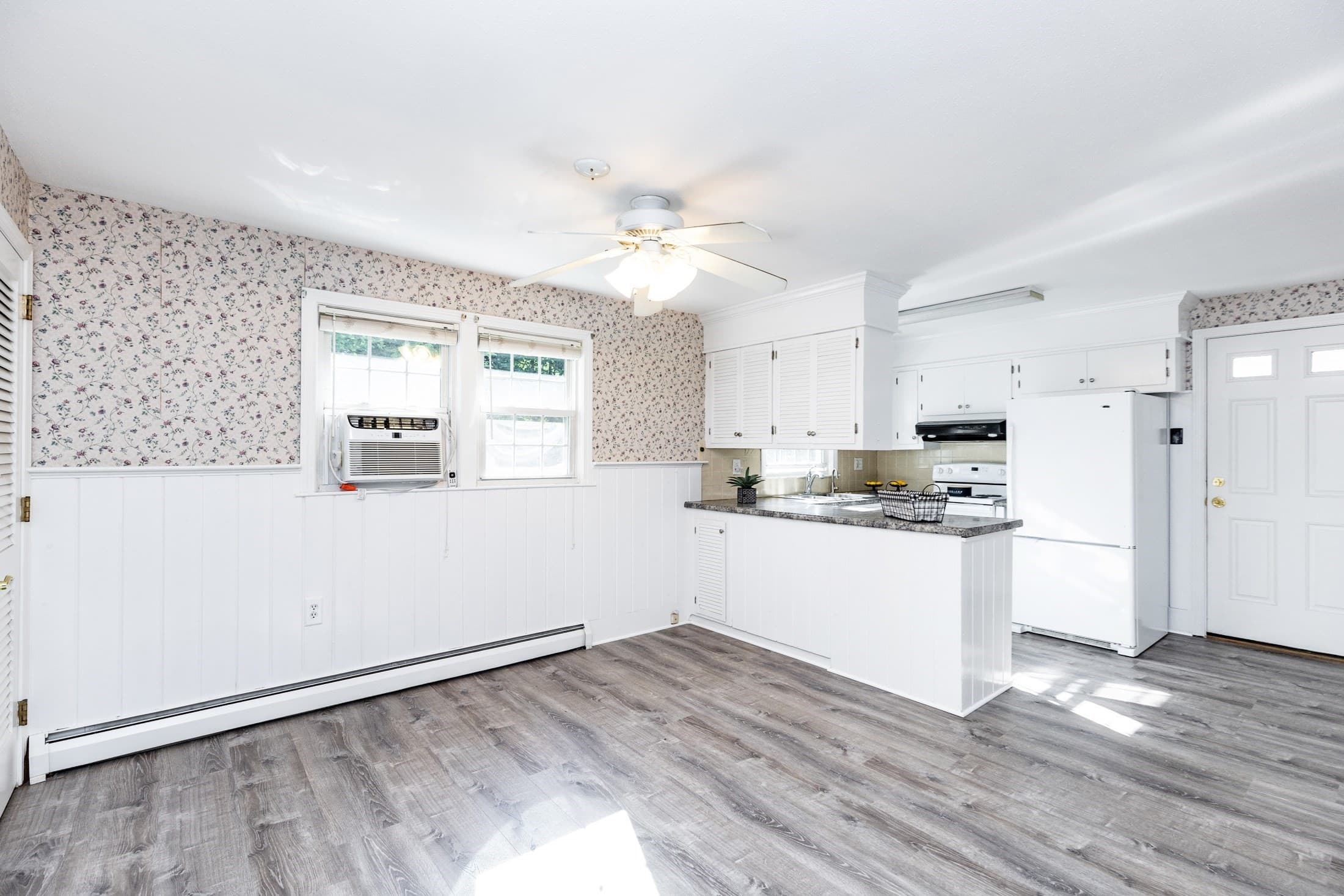 Single Family Residence at 29 Stoney Brook Rd, Methuen MA 01844, Methuen, photo 13 of 42