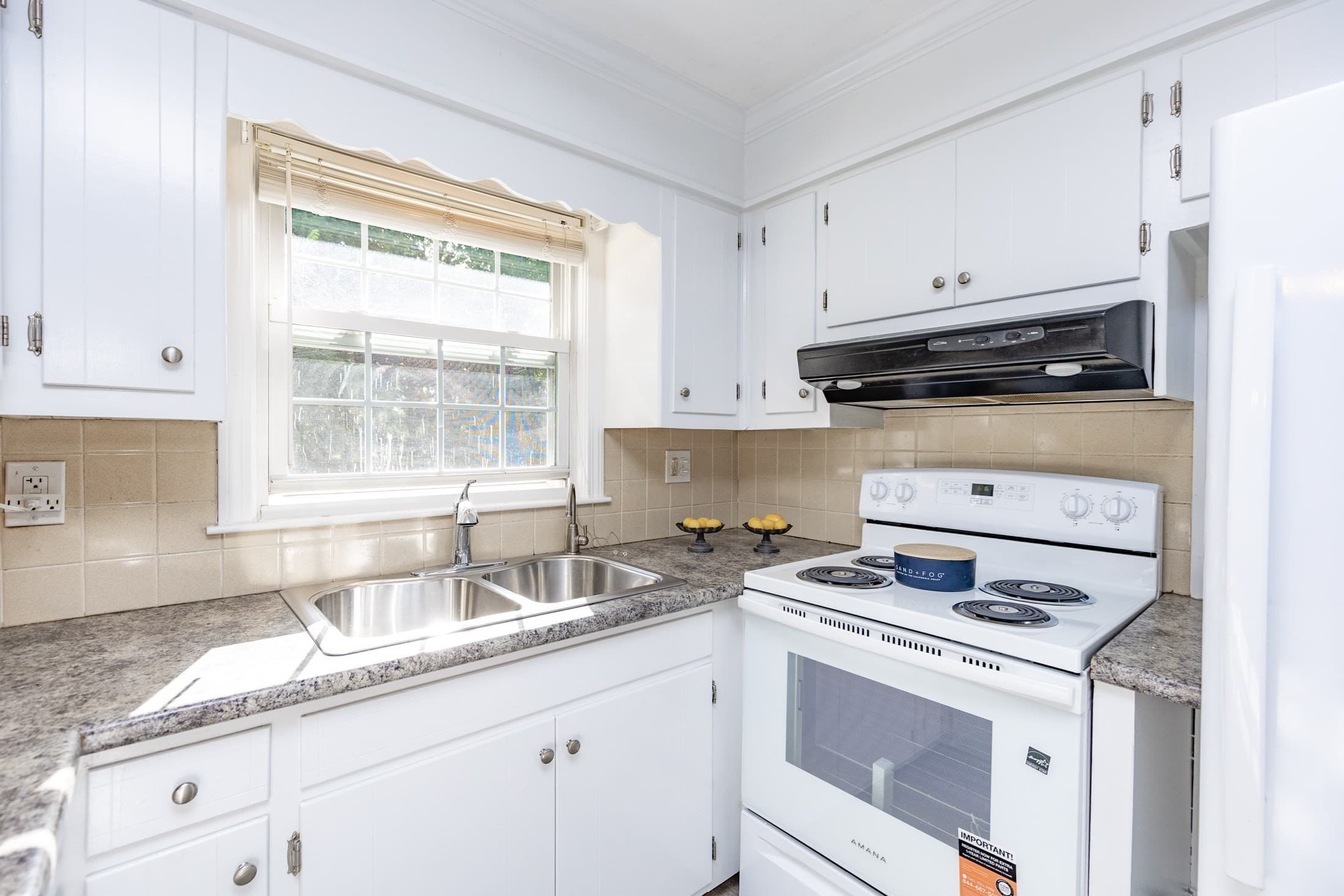 Single Family Residence at 29 Stoney Brook Rd, Methuen MA 01844, Methuen, photo 9 of 42