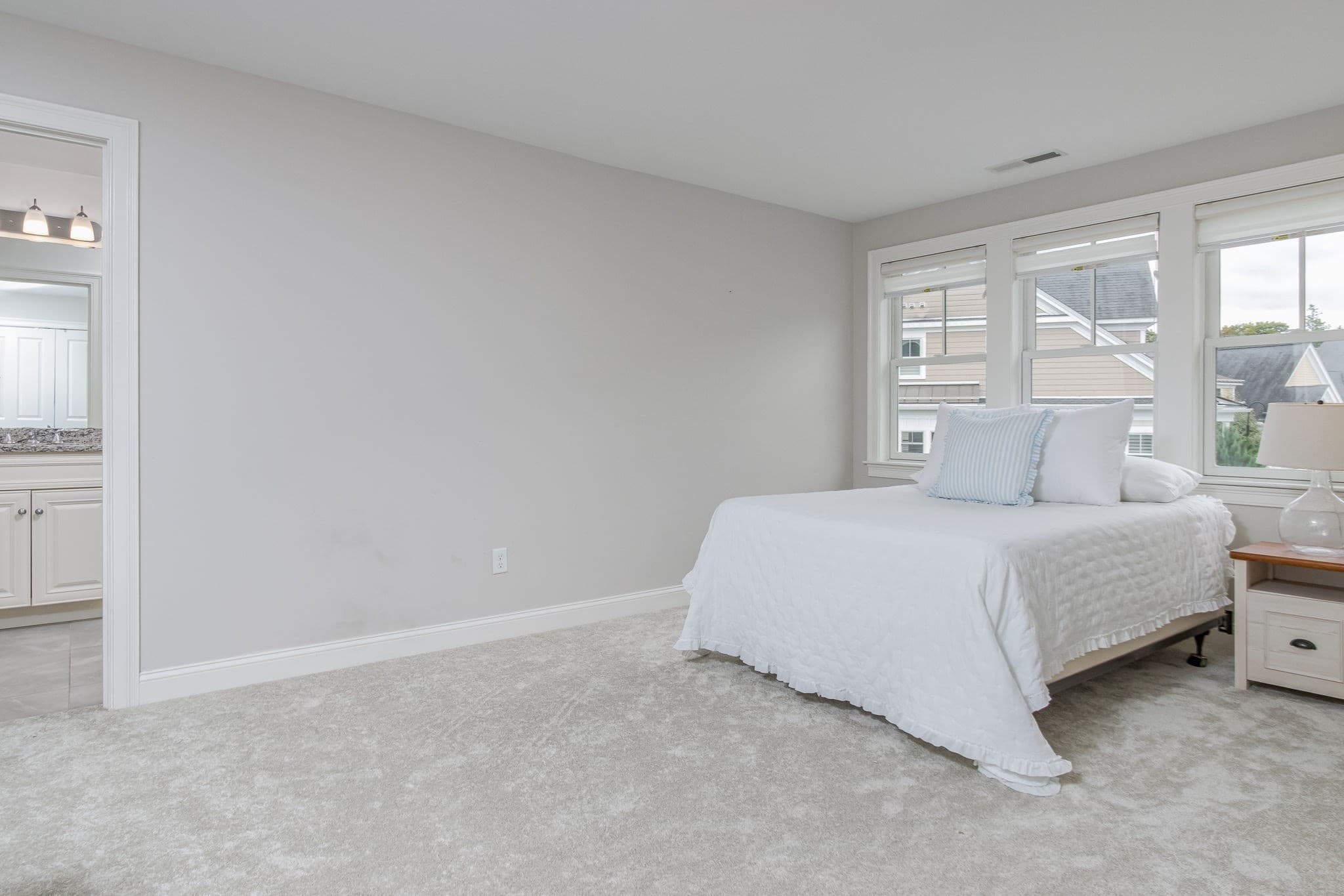 Condominium at 27-A Blacksmith Row # 27, Groton MA 01450, Groton, photo 24 of 42