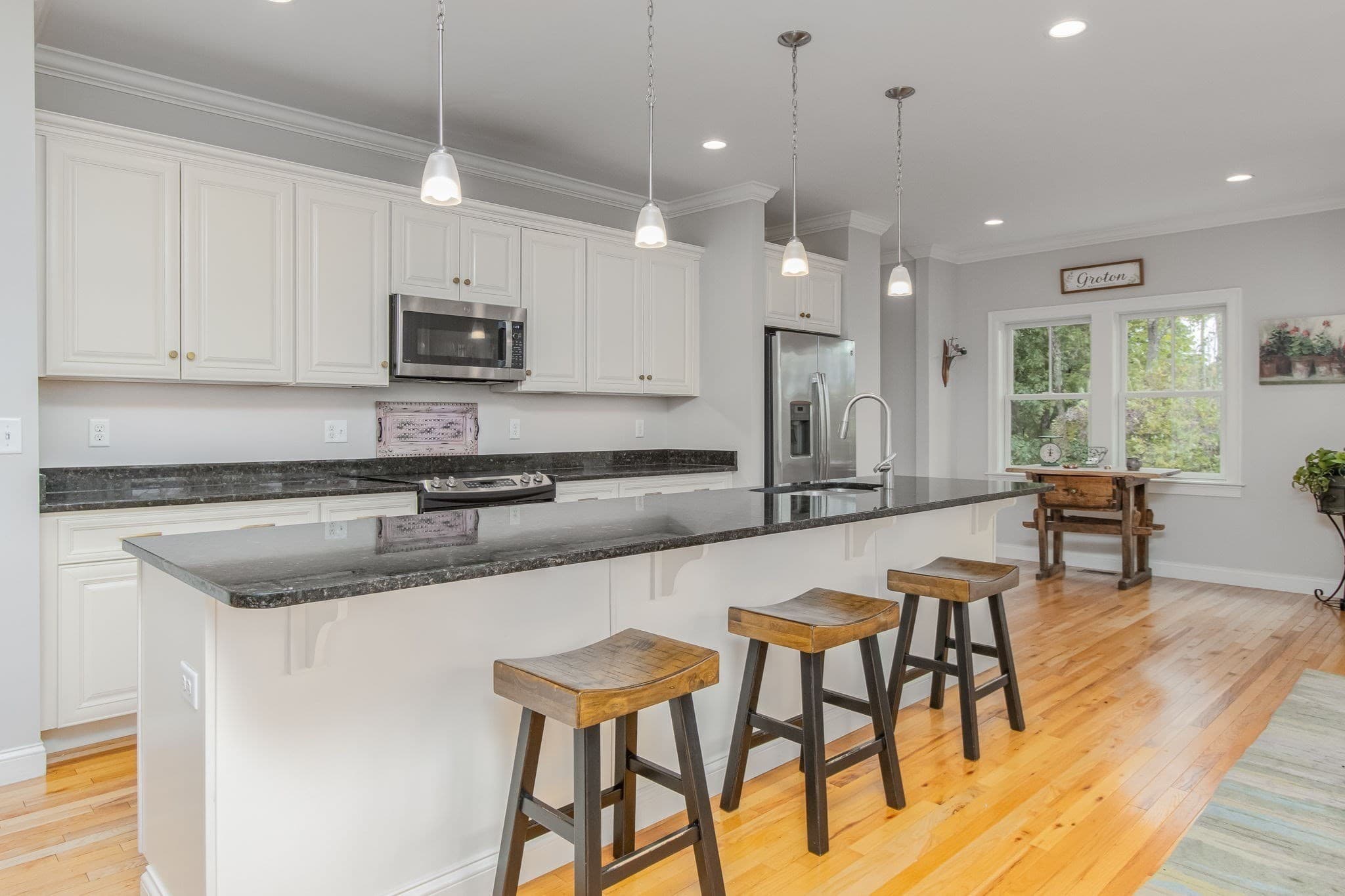 Condominium at 27-A Blacksmith Row # 27, Groton MA 01450, Groton, photo 14 of 42