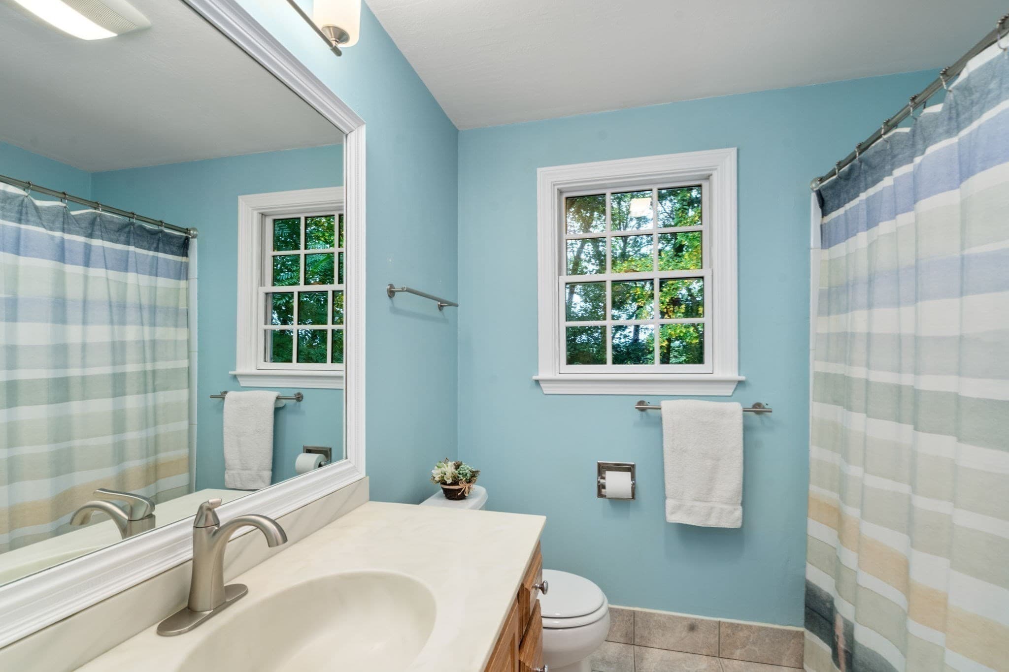 Single Family Residence at 165 Lockland Ave, Framingham MA 01701, Framingham, photo 18 of 34