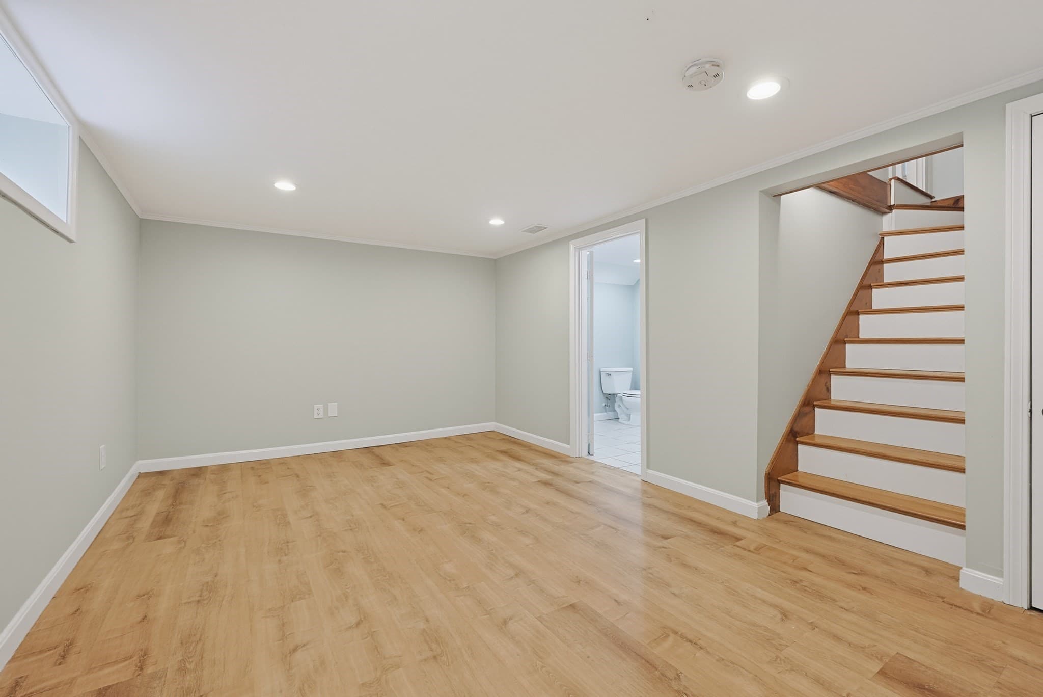 Single Family Residence at 29 Sunnyside Rd, Lynn MA 01905, Lynn, photo 23 of 25