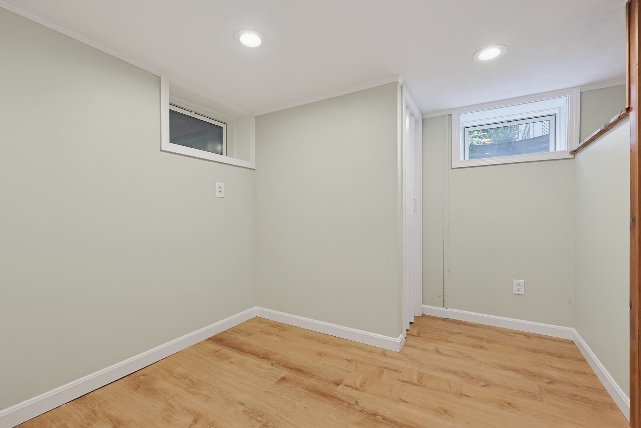Single Family Residence at 29 Sunnyside Rd, Lynn MA 01905, Lynn, photo 22 of 25