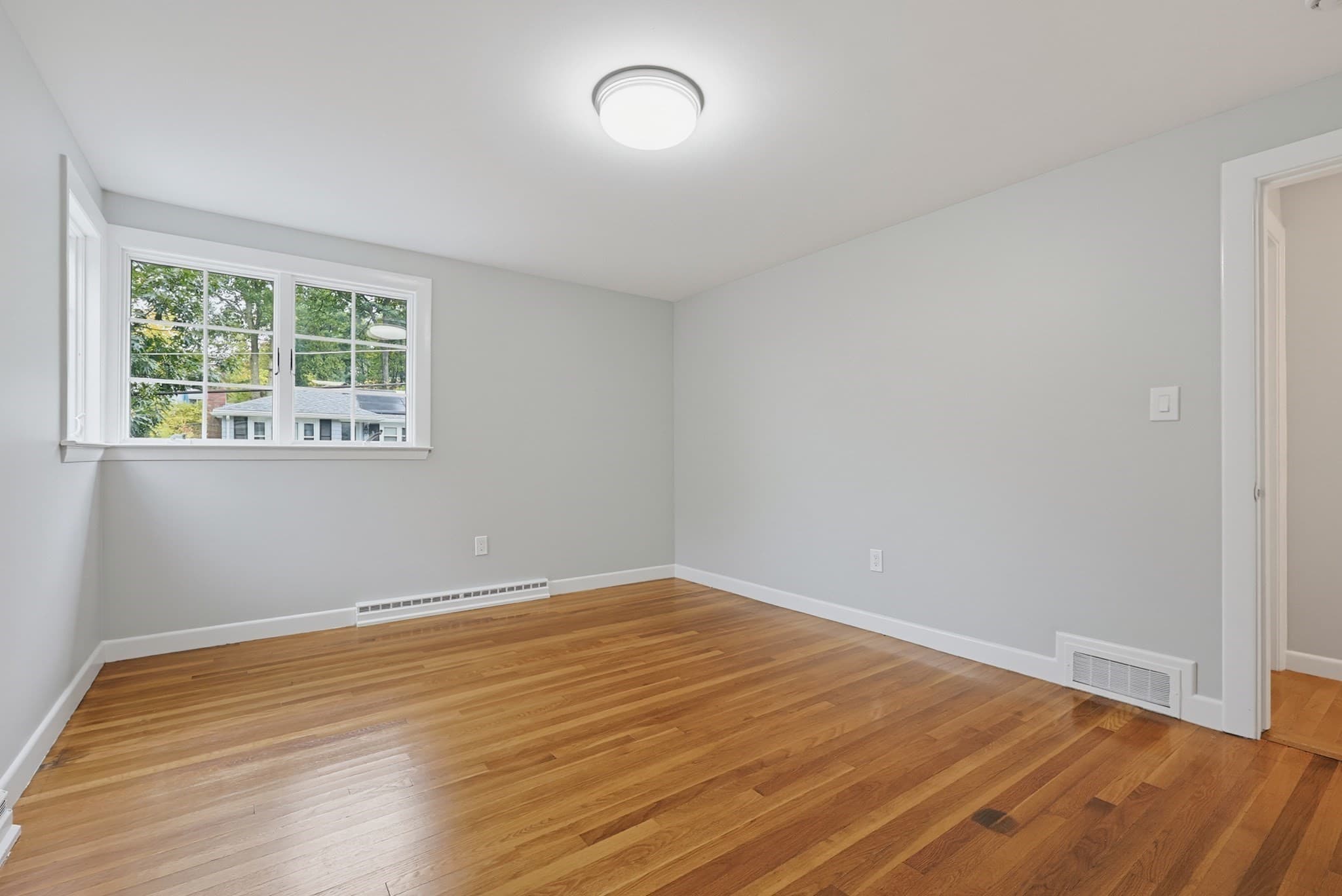 Single Family Residence at 29 Sunnyside Rd, Lynn MA 01905, Lynn, photo 18 of 25