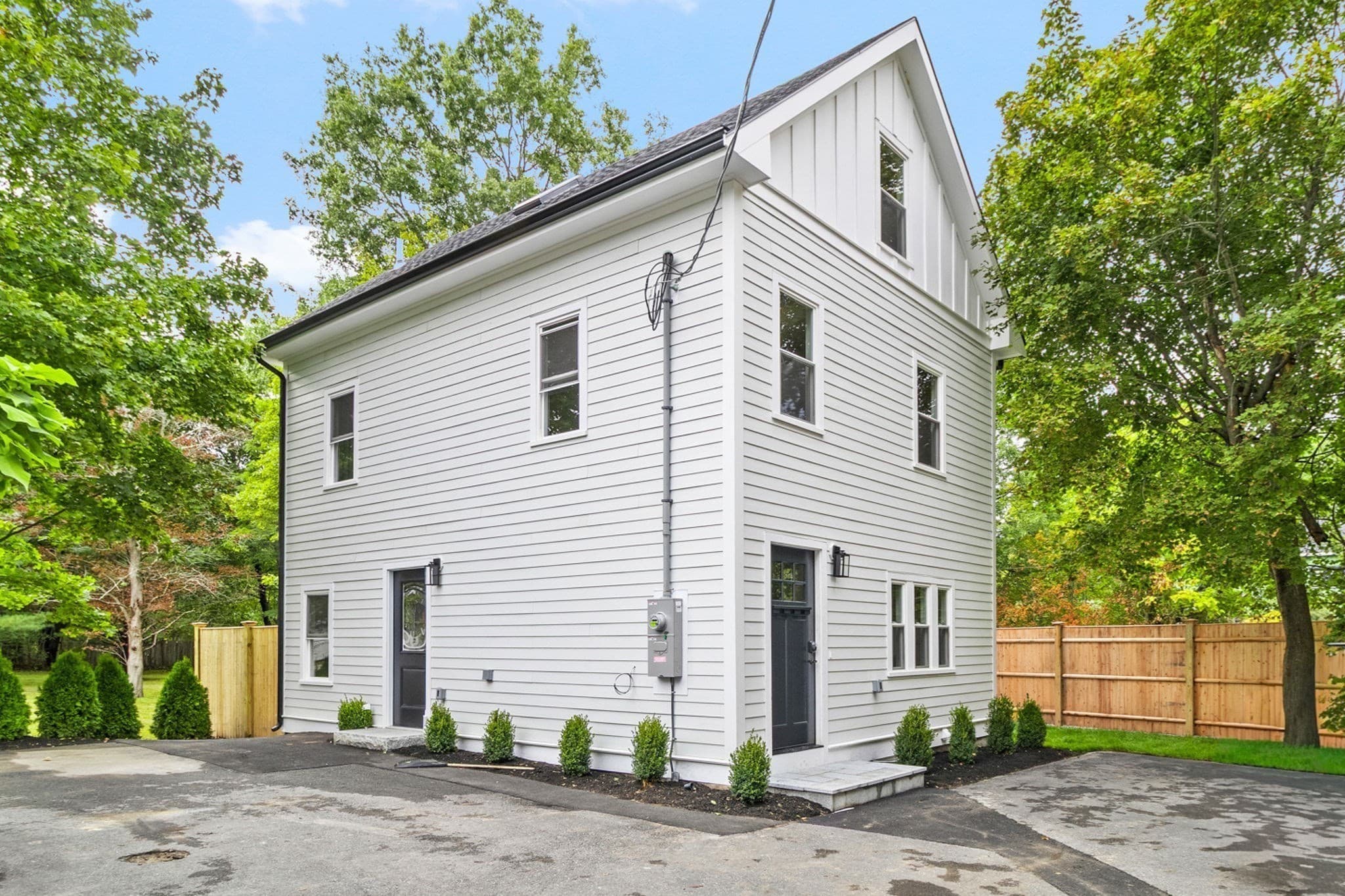 22 Belknap Court, Concord MA 01742