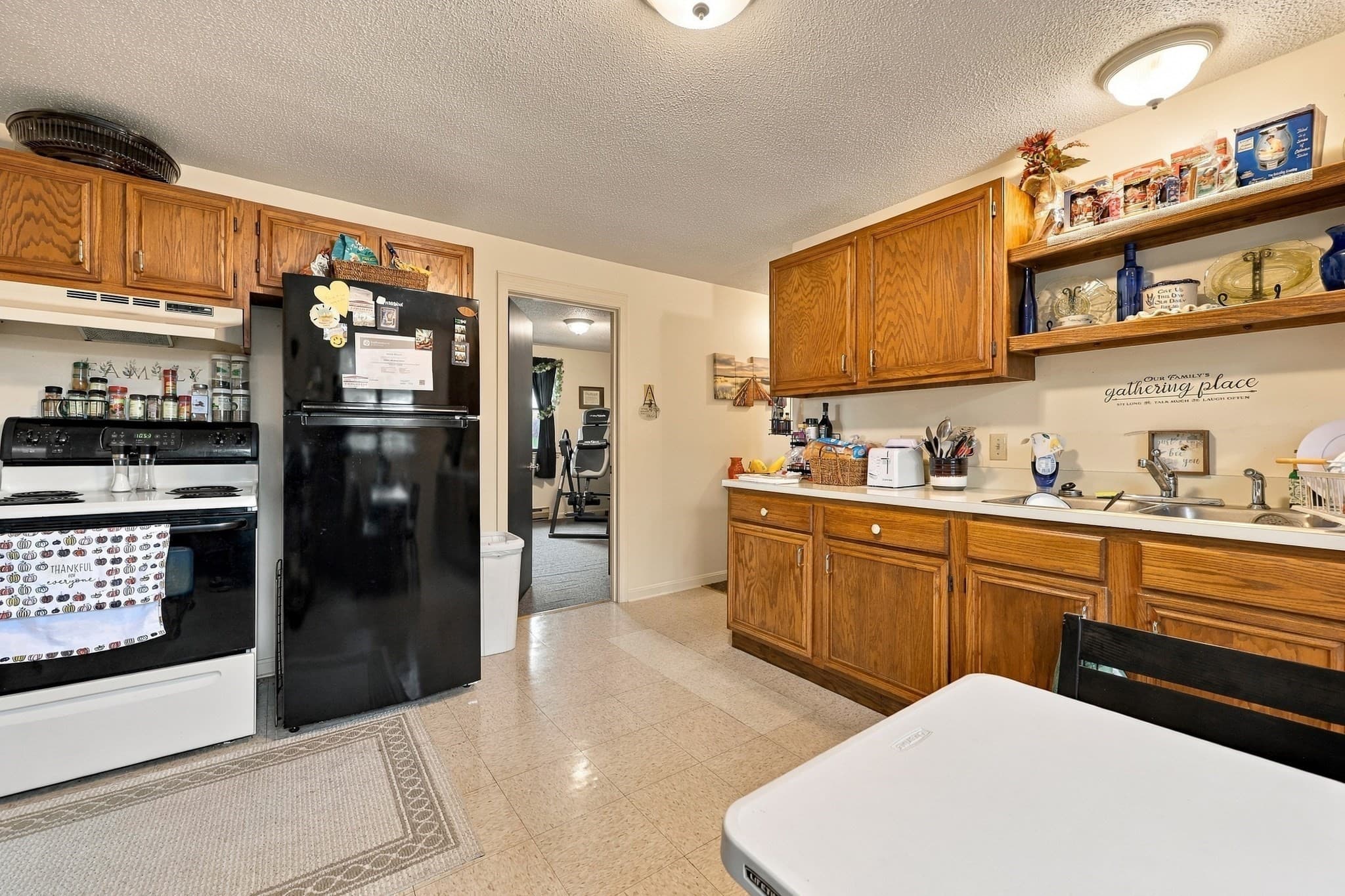 2 Family - 2 Units Up/Down at 4 Third Avenue, Dudley MA 01571, Dudley, photo 7 of 42
