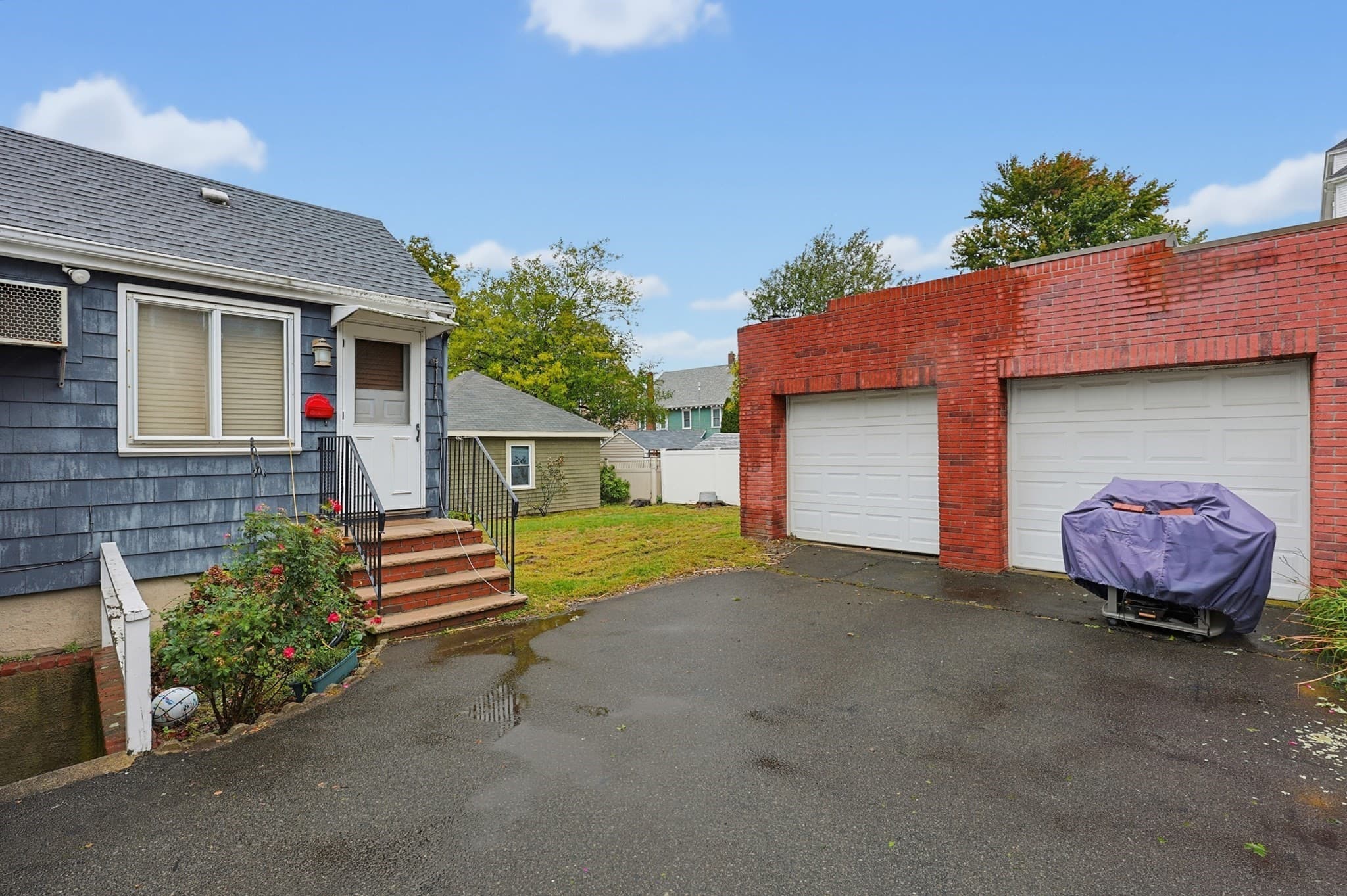 Single Family Residence at 16 Loring Rd., Winthrop MA 02152, Winthrop, photo 5 of 10