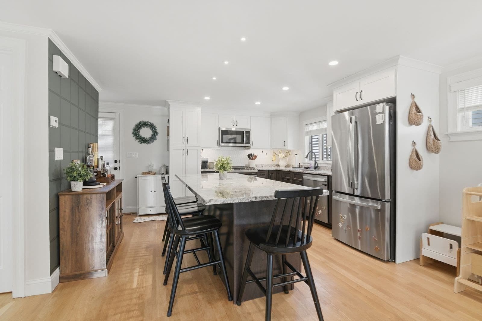 Single Family Residence at 110 Charles St, Quincy MA 02169, Quincy, photo 17 of 31