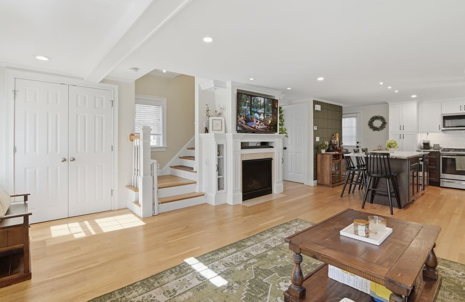 Single Family Residence at 110 Charles St, Quincy MA 02169, Quincy, photo 16 of 31