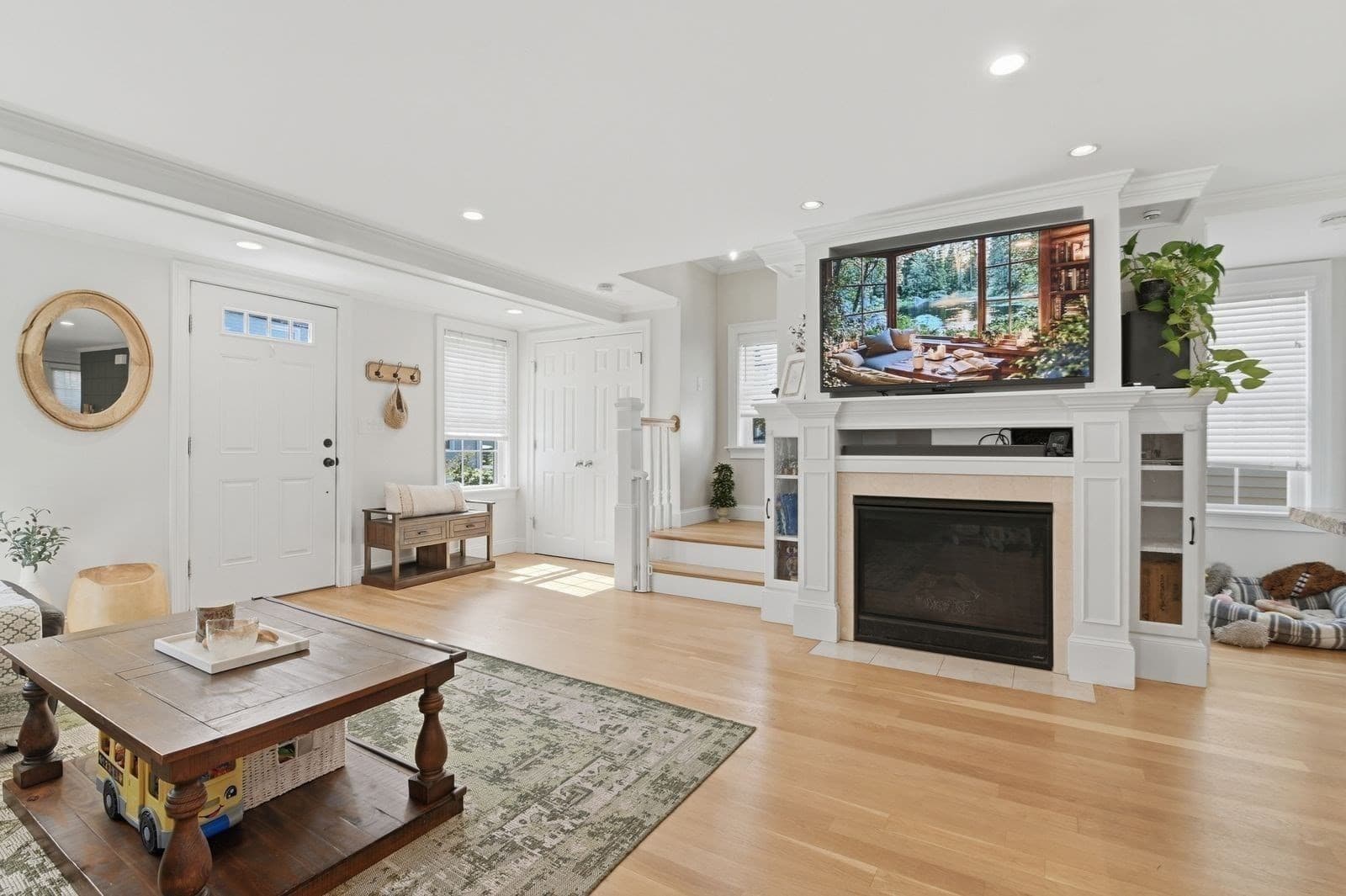 Single Family Residence at 110 Charles St, Quincy MA 02169, Quincy, photo 14 of 31