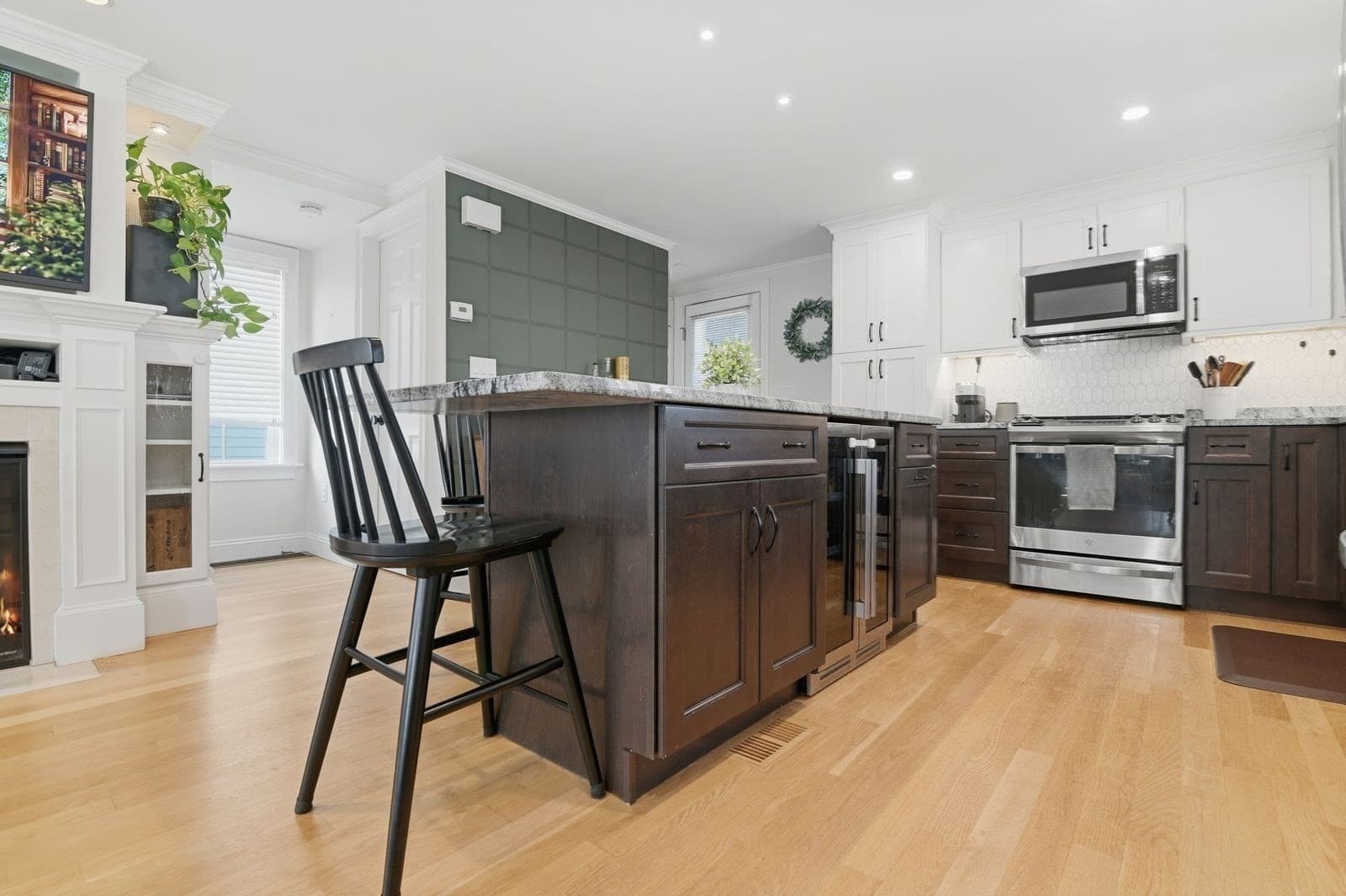 Single Family Residence at 110 Charles St, Quincy MA 02169, Quincy, photo 18 of 31