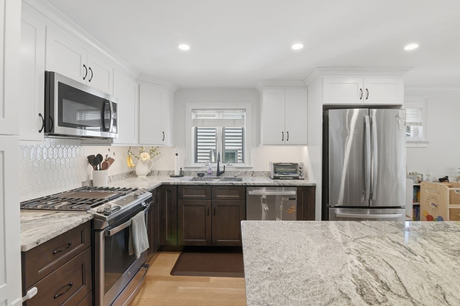 Single Family Residence at 110 Charles St, Quincy MA 02169, Quincy, photo 19 of 31
