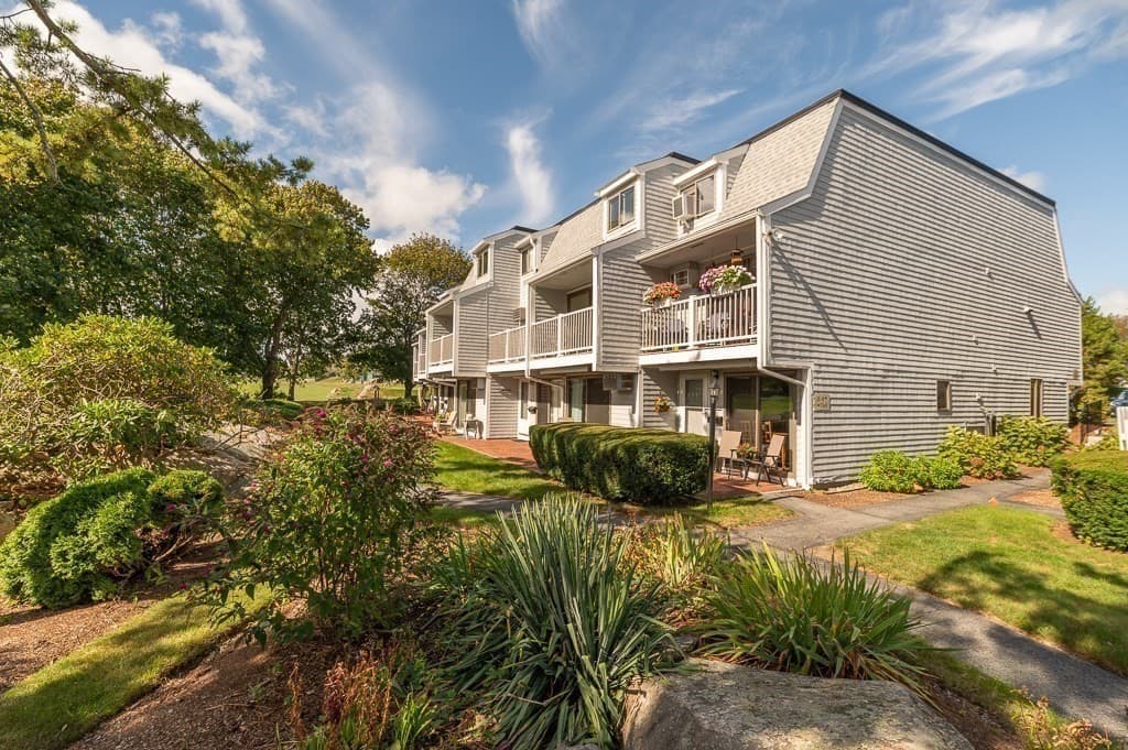Condominium at 19 Atlantic Road # 12T, Gloucester MA 01930, Gloucester, photo 22 of 25