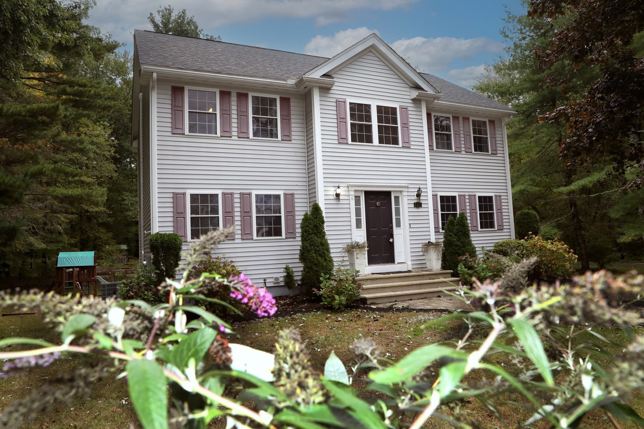 Single Family Residence at 233 Haverhill St, North Reading MA 01864, North Reading, photo 3 of 34