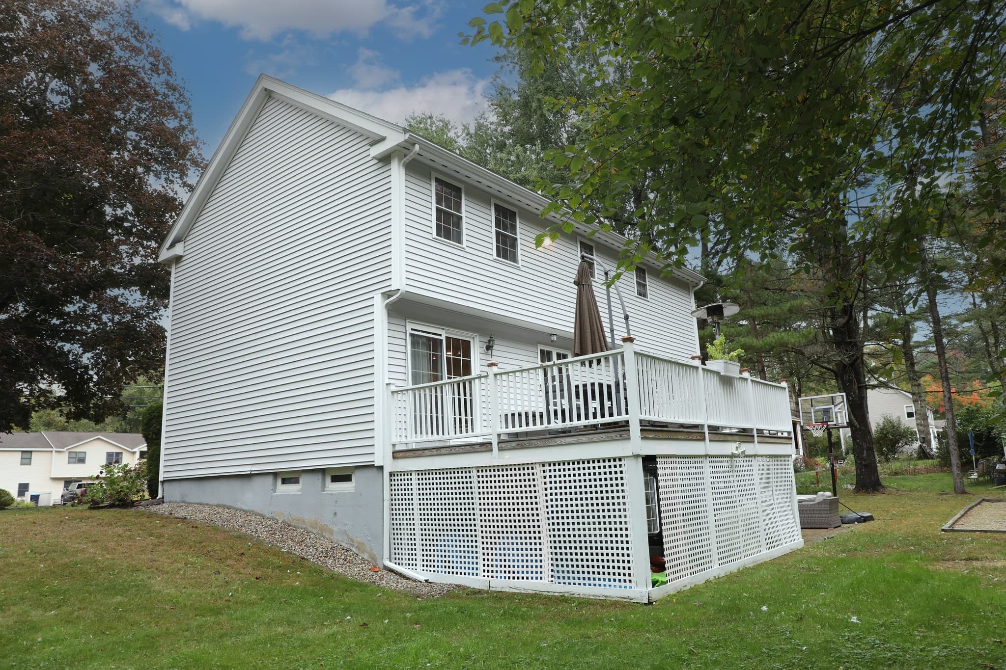 Single Family Residence at 233 Haverhill St, North Reading MA 01864, North Reading, photo 4 of 34