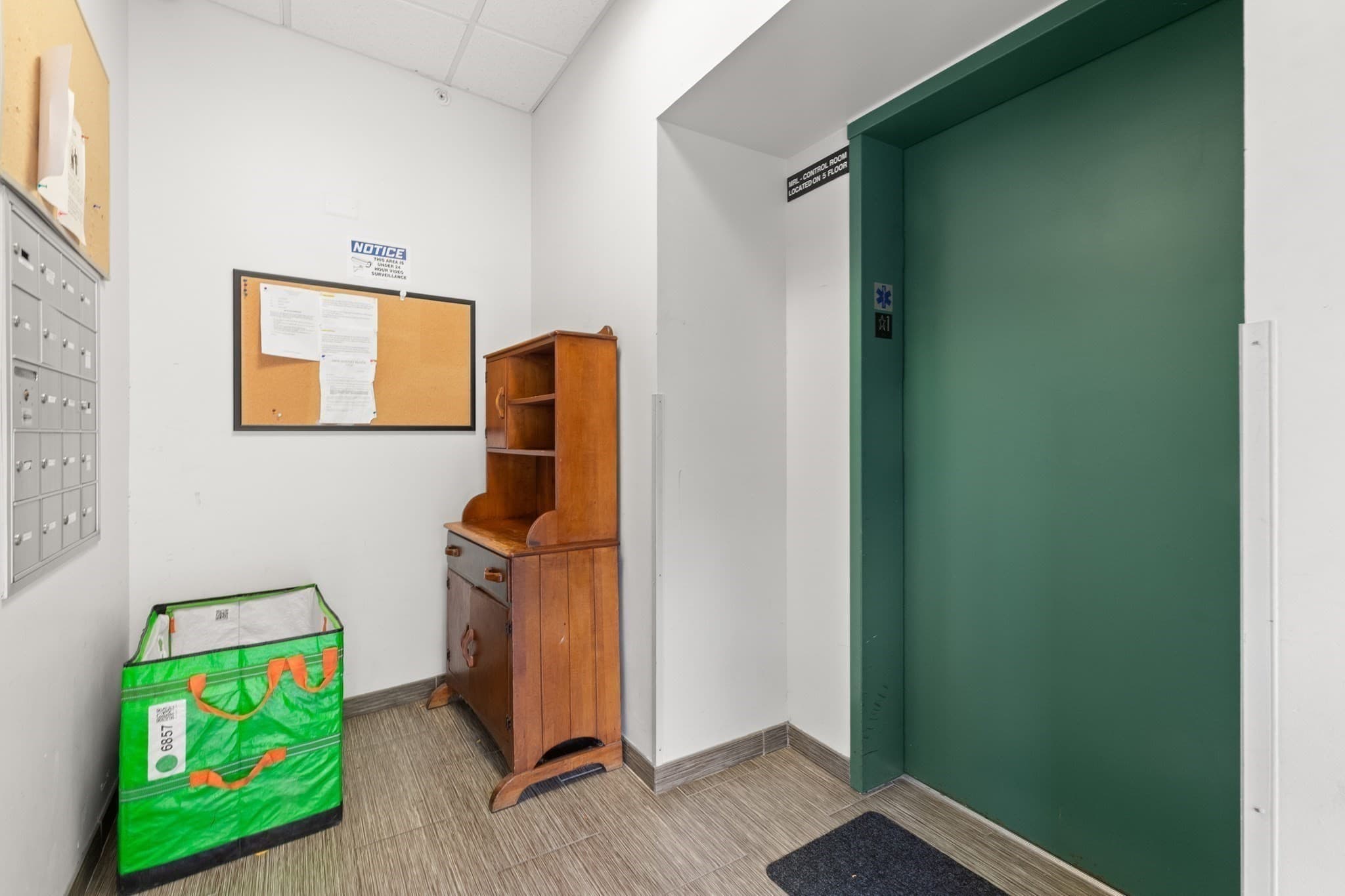 Condominium at 170 Oxford St # 201, Lynn MA 01901, Lynn, photo 12 of 17