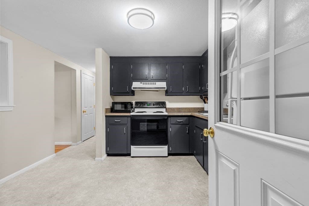 Single Family Residence at 15 October Lane, Plymouth MA 02360, Plymouth, photo 5 of 36