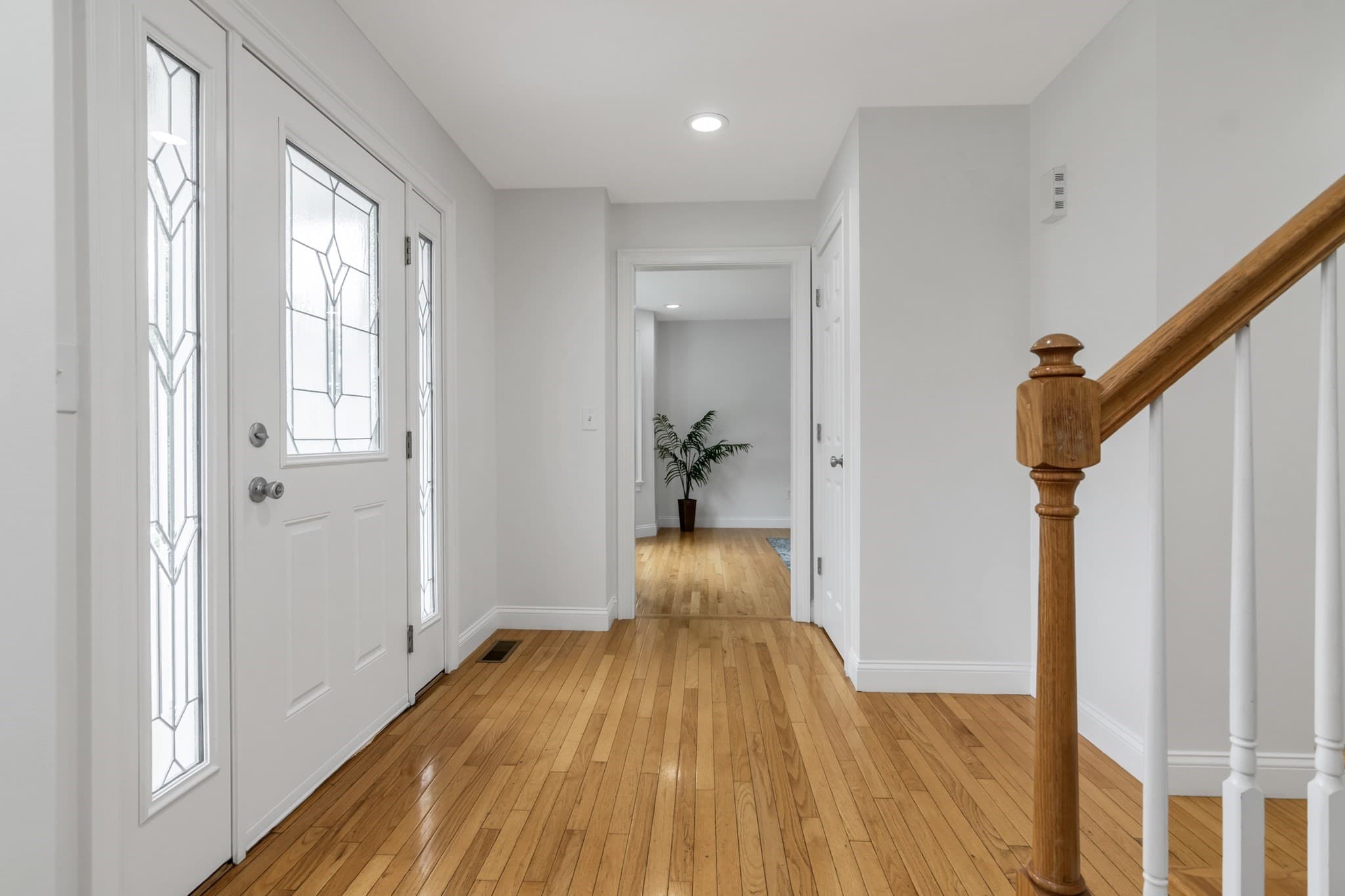Single Family Residence at 1 Kerrigan Way, Woburn MA 01801, Woburn, photo 2 of 25