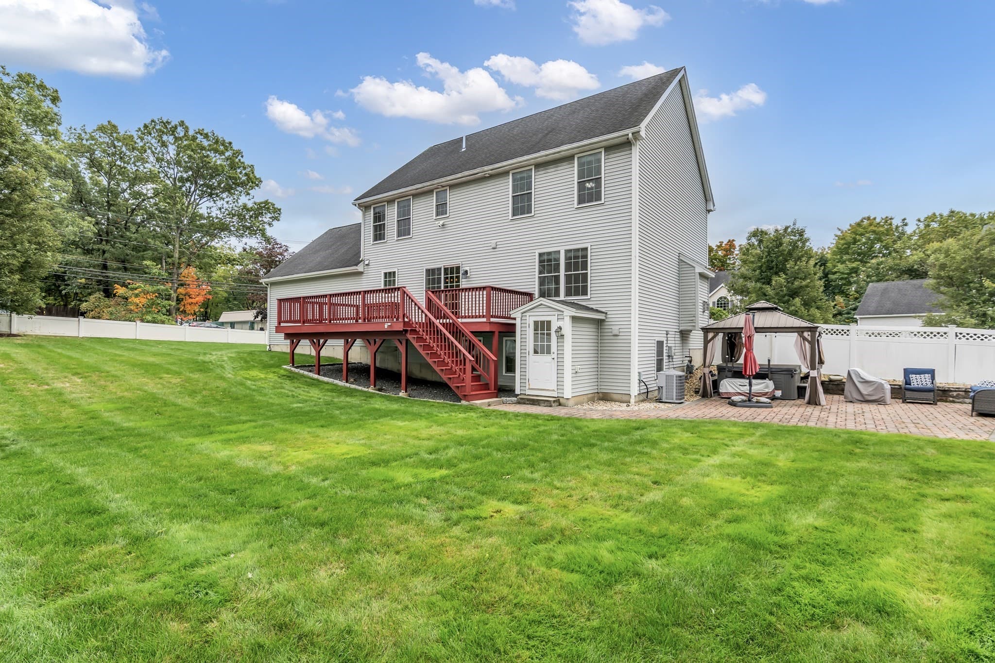 Single Family Residence at 1 Kerrigan Way, Woburn MA 01801, Woburn, photo 24 of 25