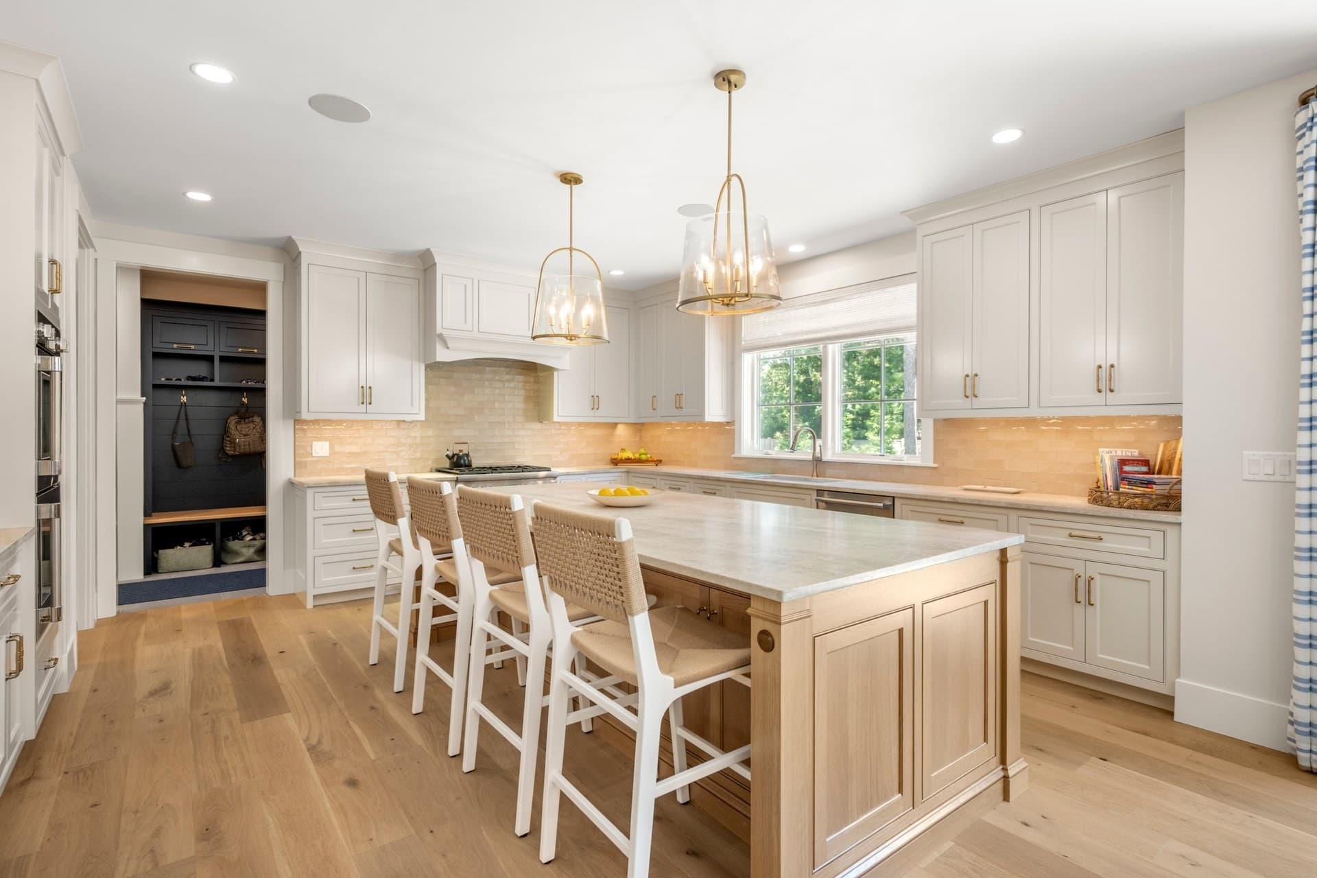 Single Family Residence at 7 Willow Circle, Mashpee MA 02649, Mashpee, photo 9 of 42