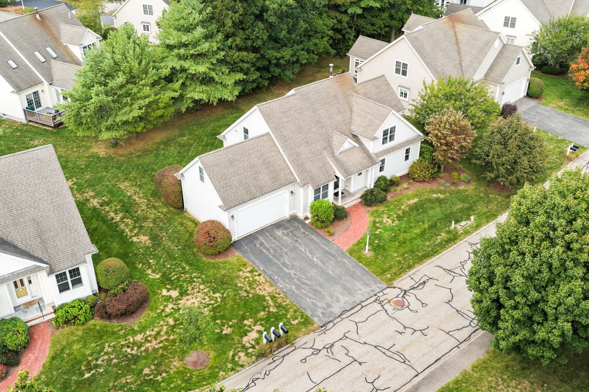 Condominium at 46 Holly Circle # 46, Kingston MA 02364, Kingston, photo 6 of 41