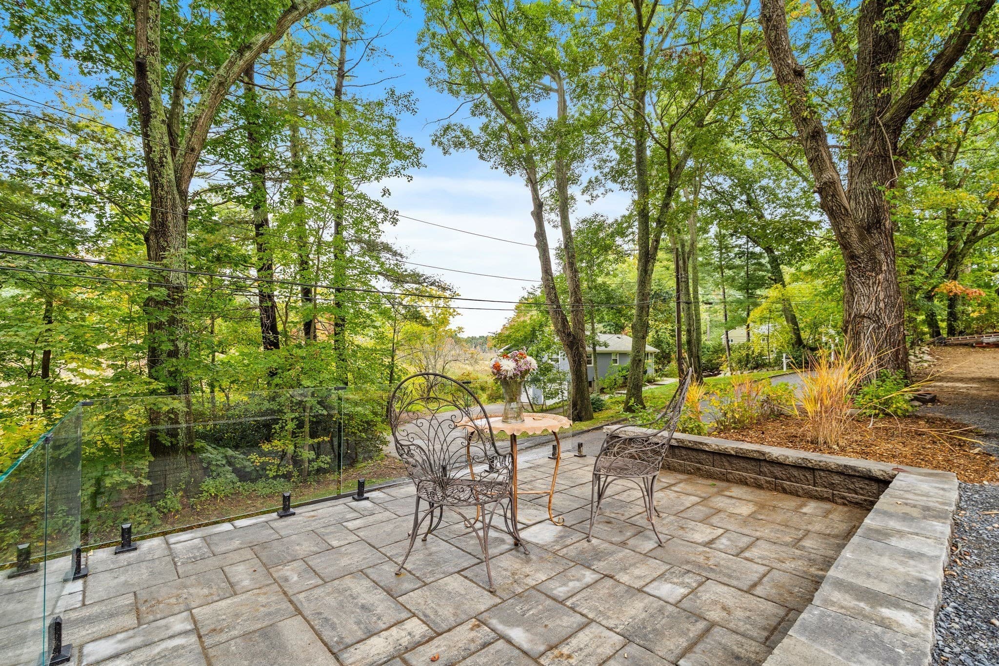 Single Family Residence at 10 Noonhill Rd, Medfield MA 02052, Medfield, photo 2 of 41