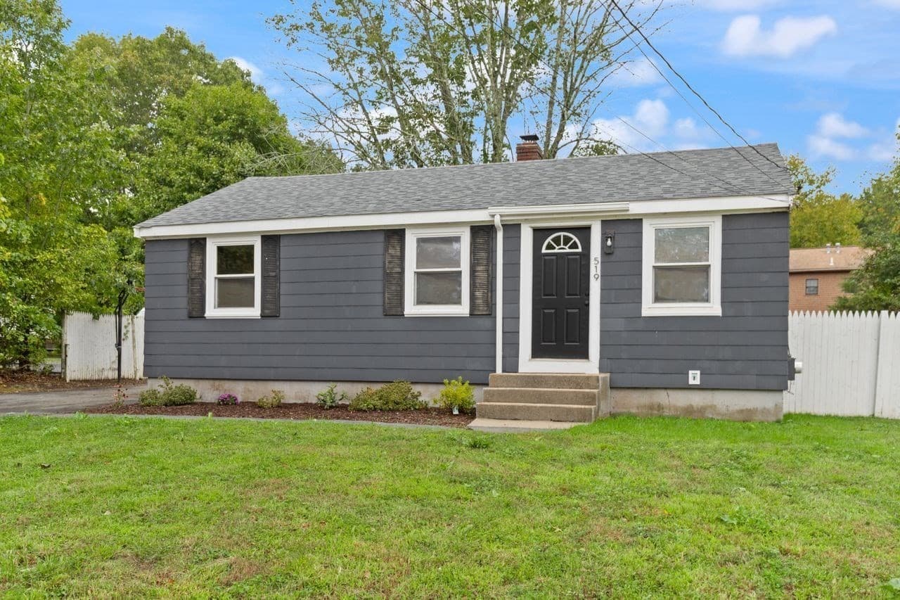 Single Family Residence at 519 Turnpike St, Easton MA 02375, Easton, photo 2 of 41